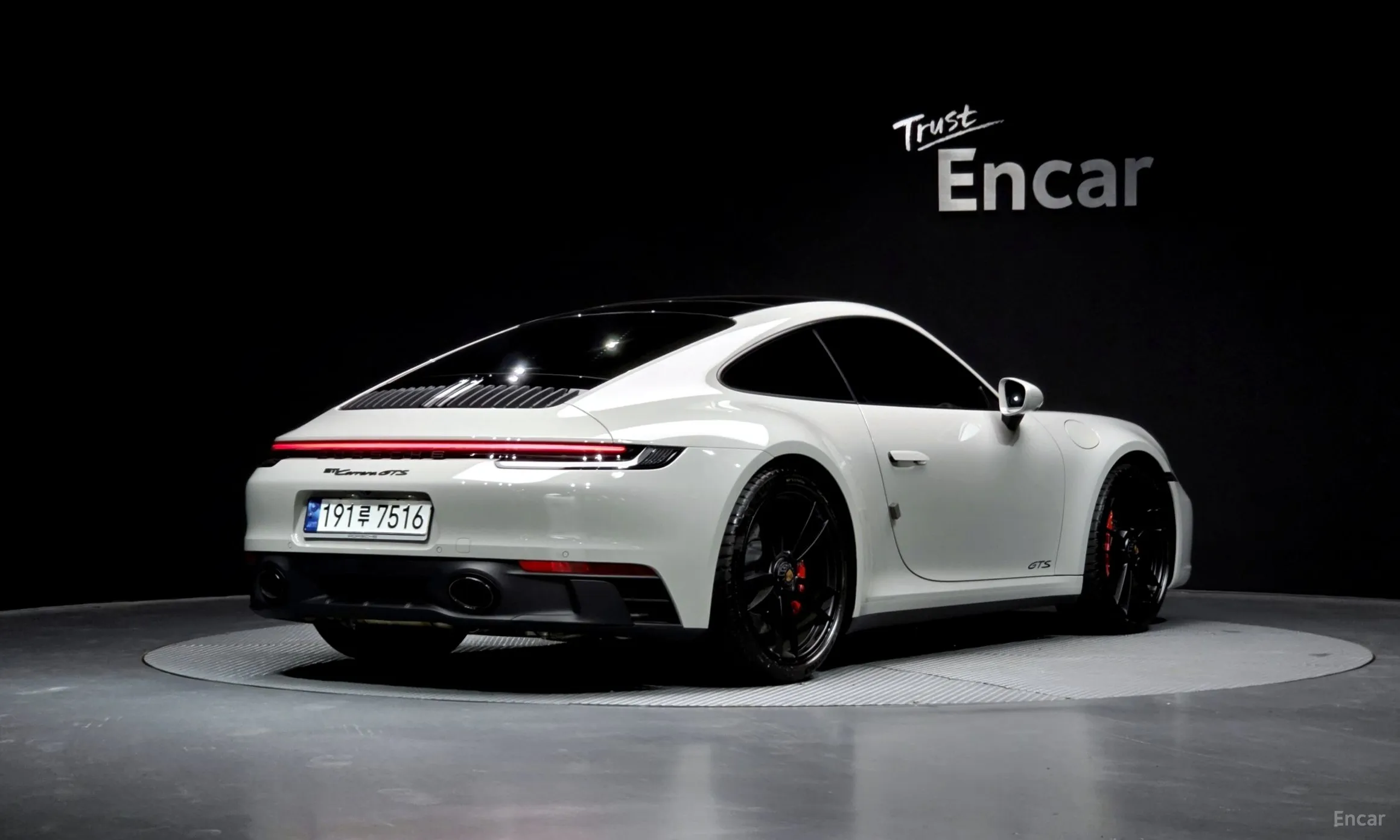 Porsche 911 (992)