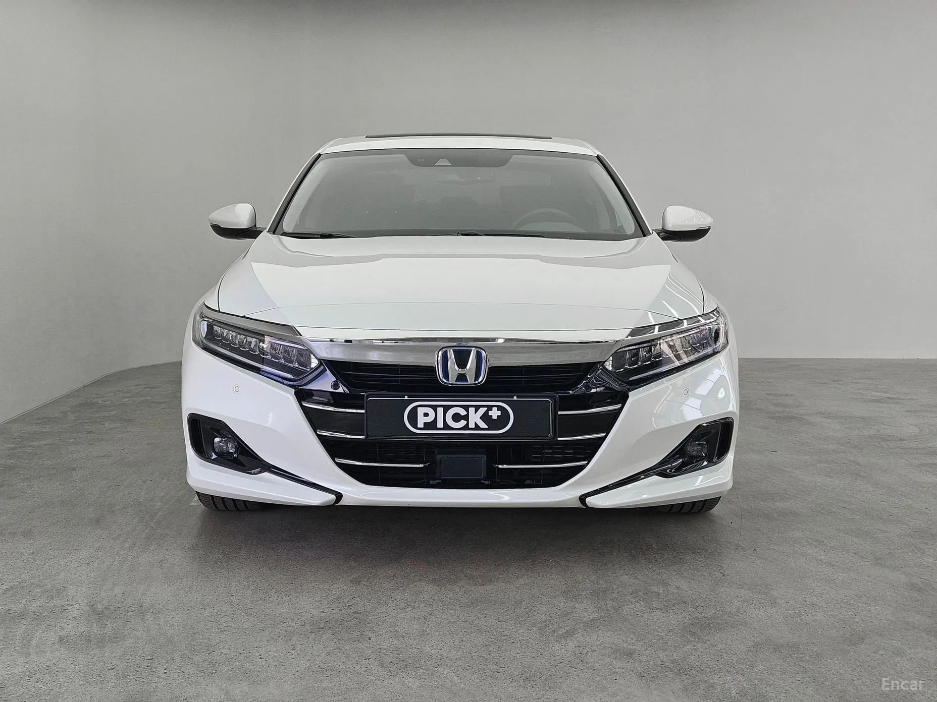 Honda Accord 10th Generation превью 2