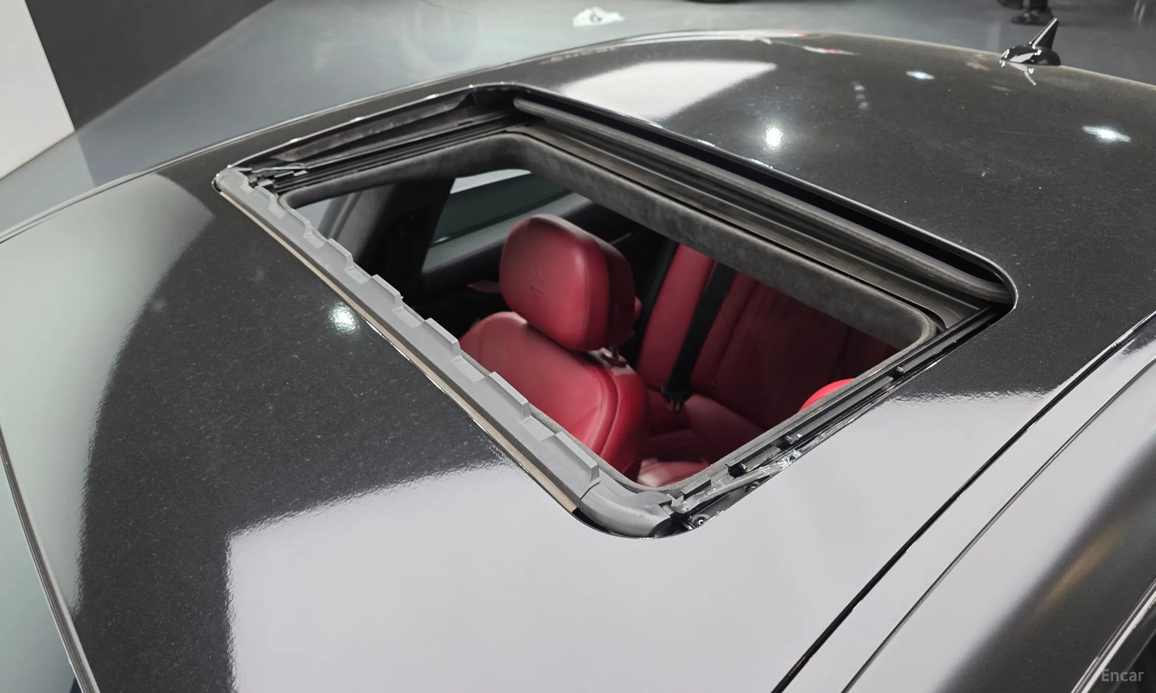 Maserati Ghibli превью 19