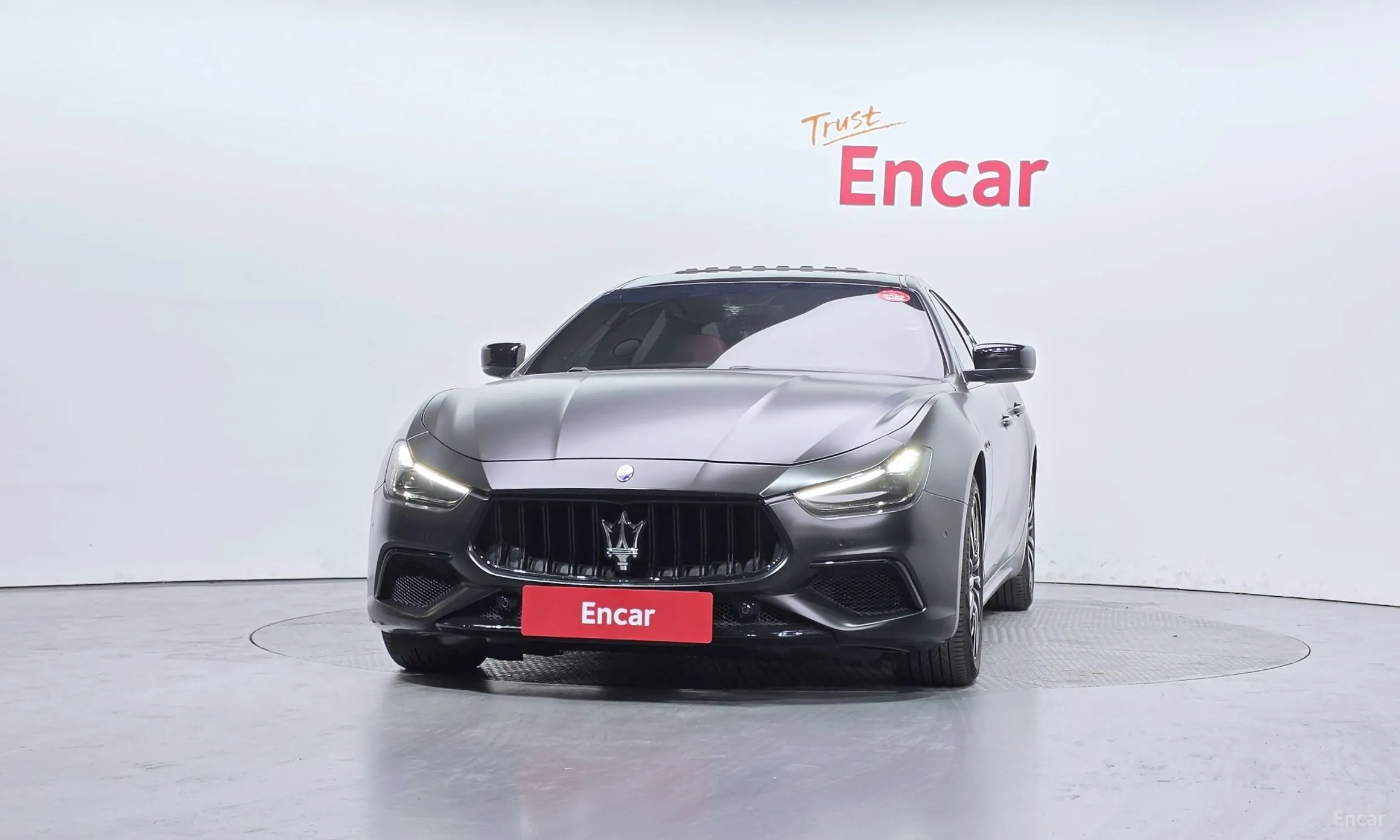 Maserati Ghibli превью 3