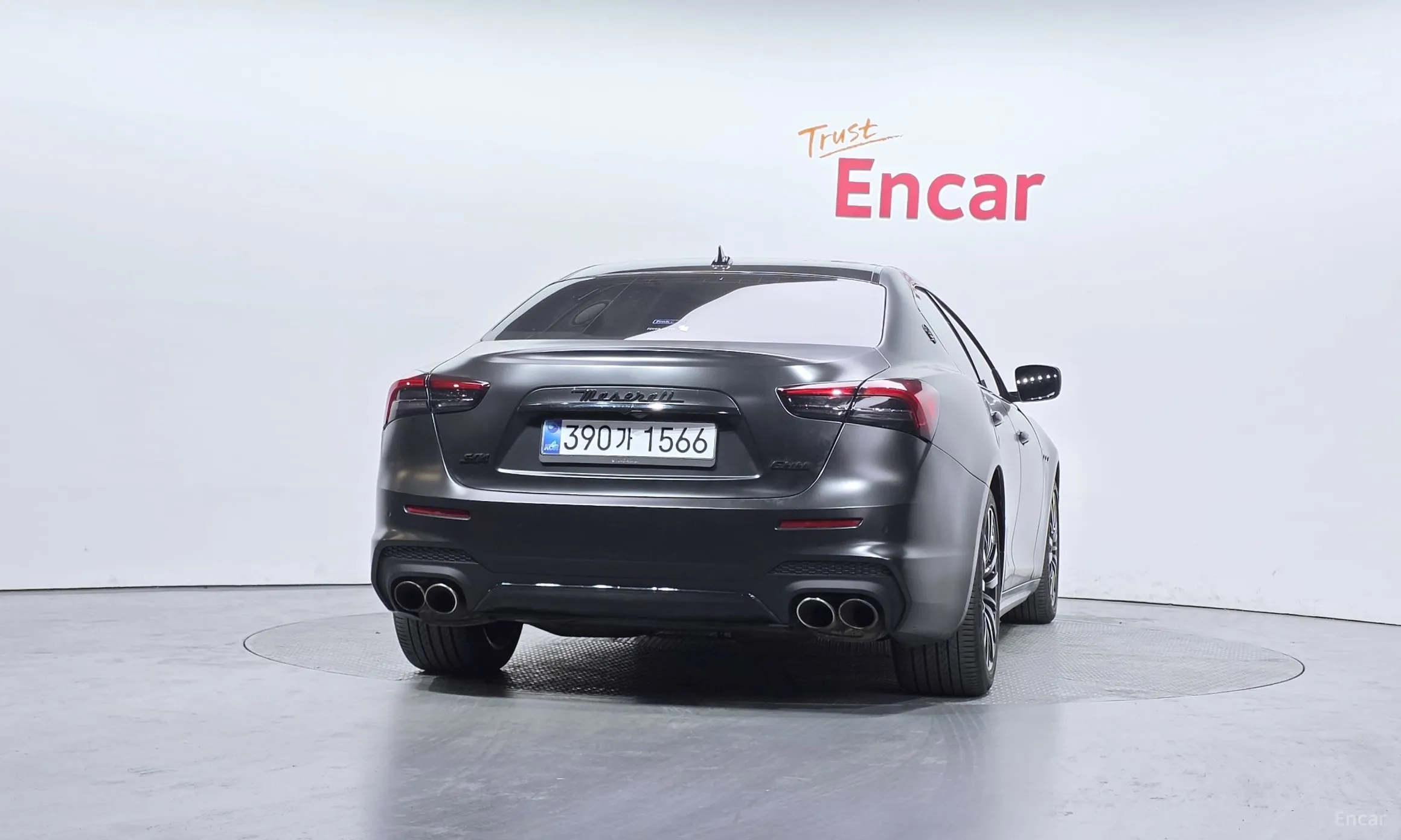 Maserati Ghibli превью 4
