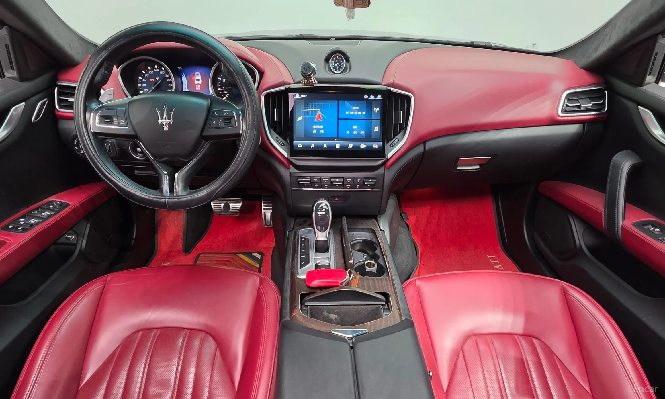 Maserati Ghibli превью 7