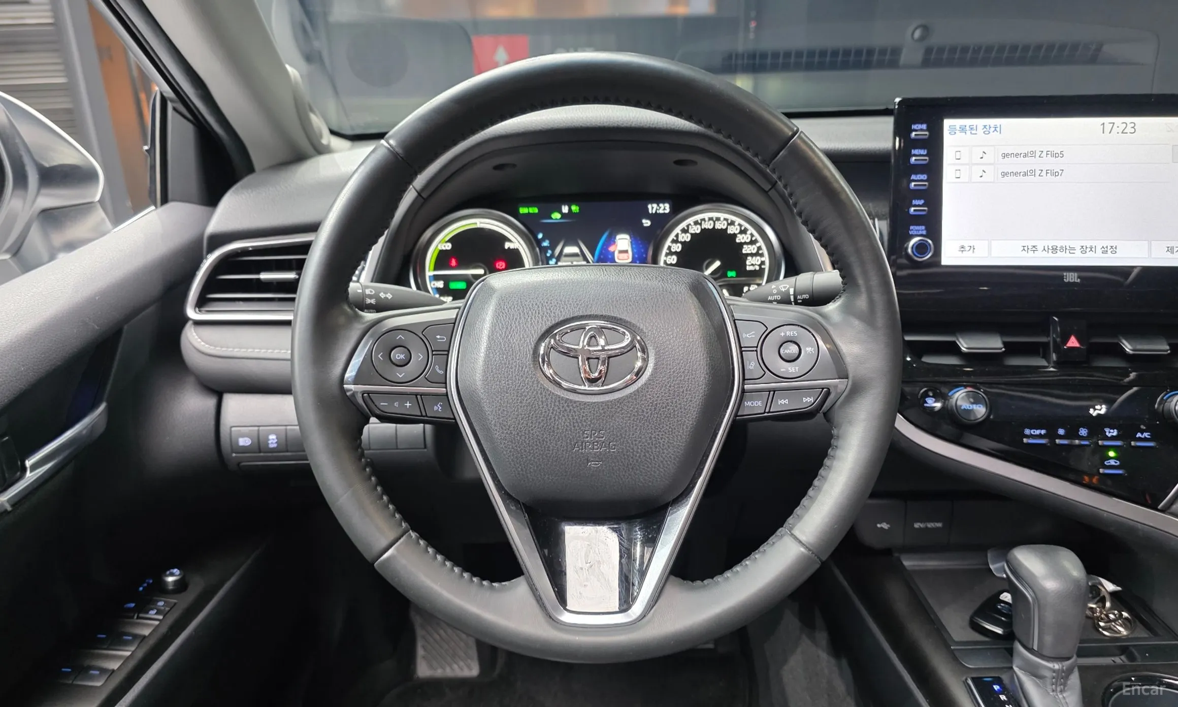 Toyota Camry (XV70) превью 13