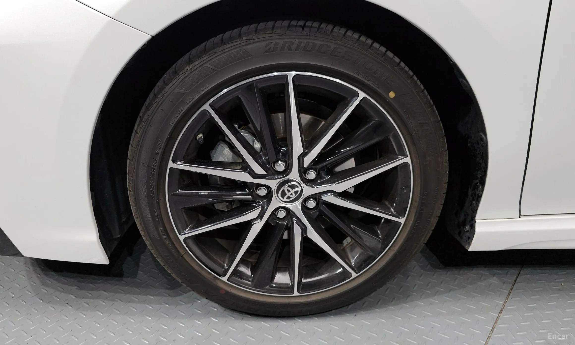 Toyota Camry (XV70) превью 5