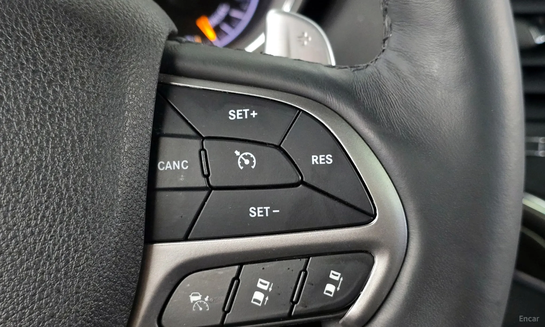 Jeep Grand Cherokee превью 17