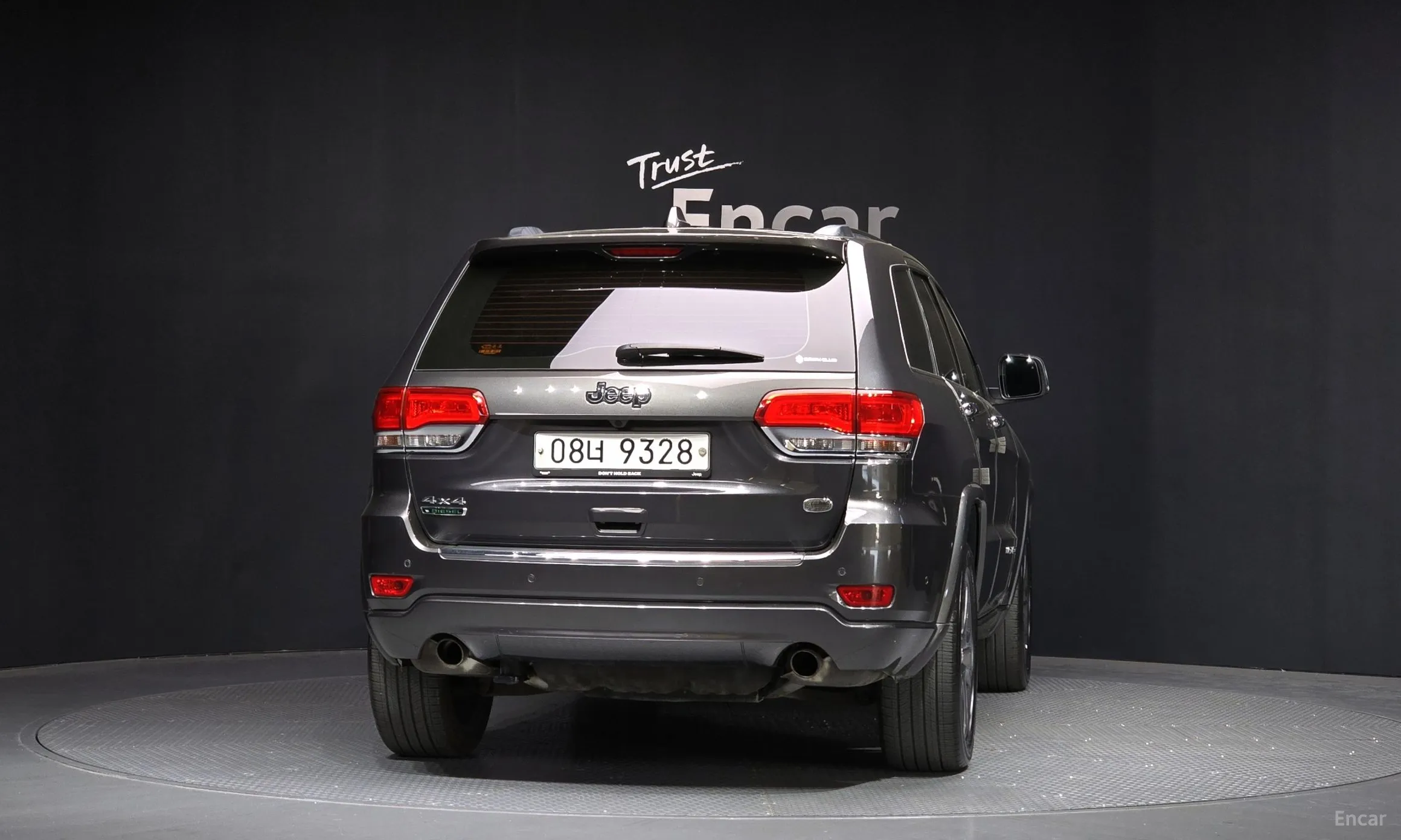 Jeep Grand Cherokee превью 4