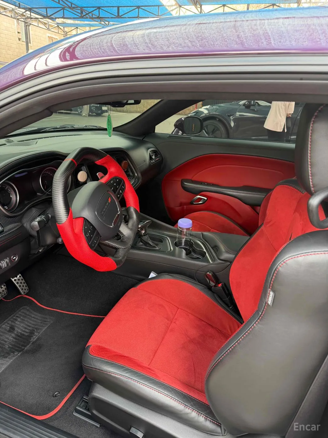 Dodge Challenger превью 11