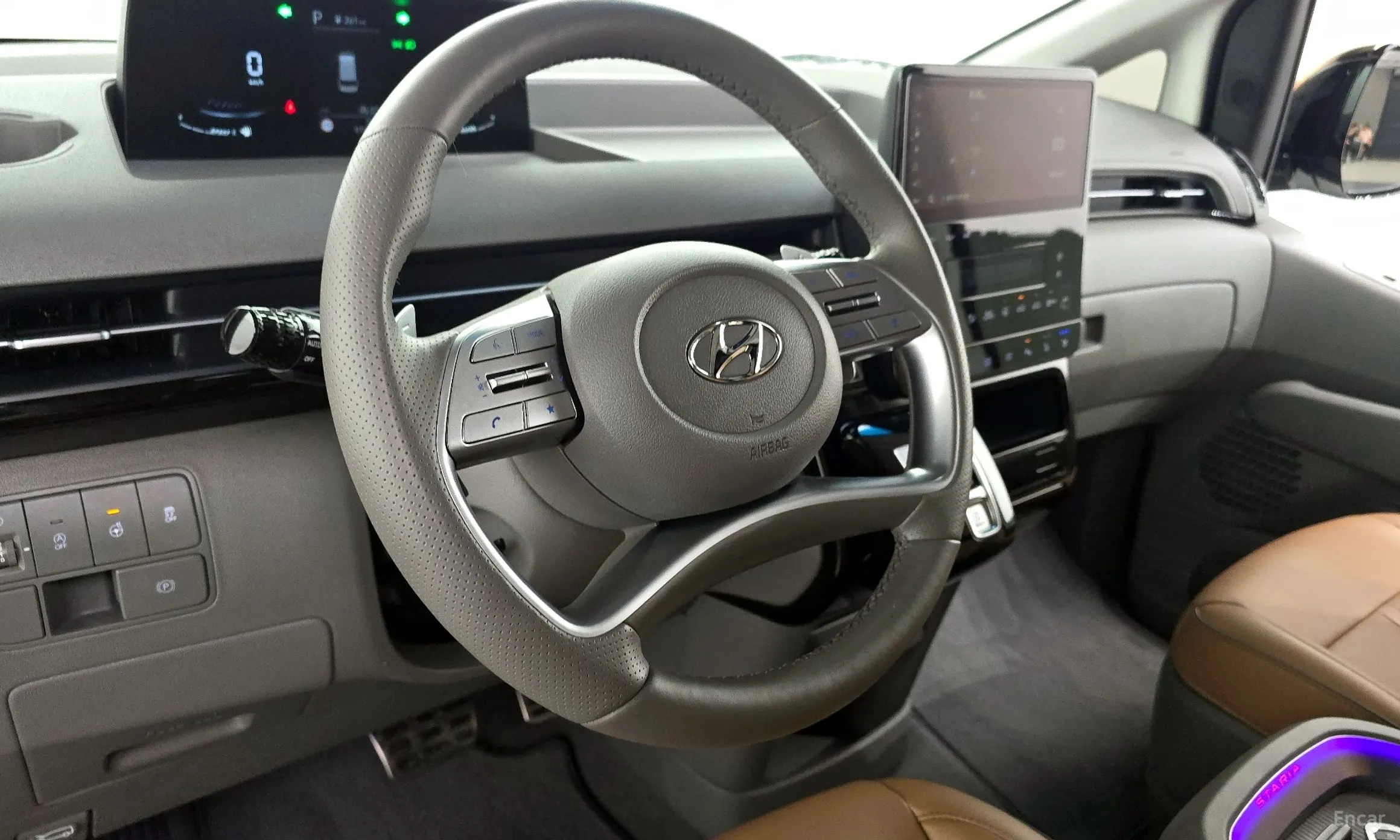 Hyundai Staria превью 13