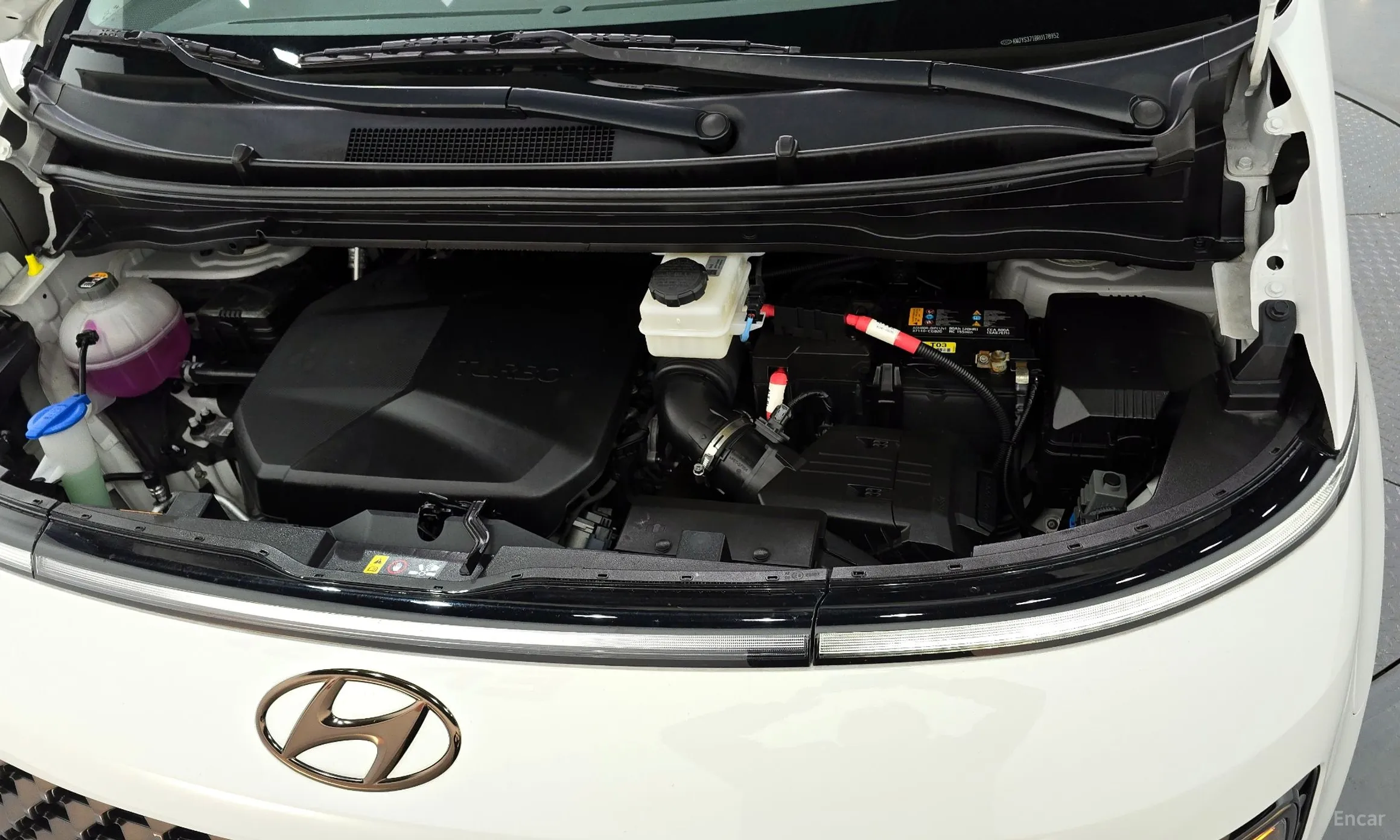 Hyundai Staria превью 6