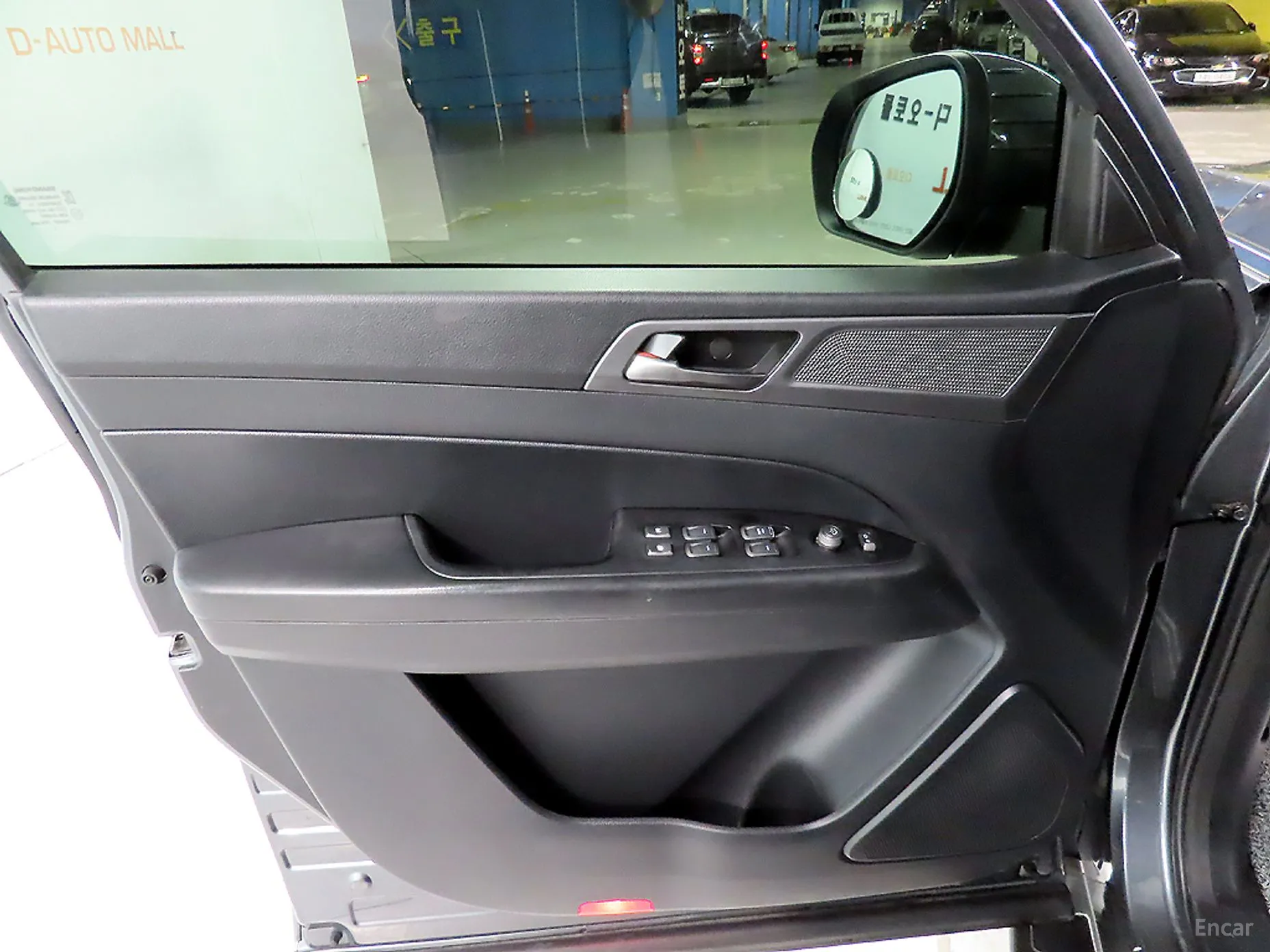 KG Mobility (SsangYong) Rexton Sports превью 13