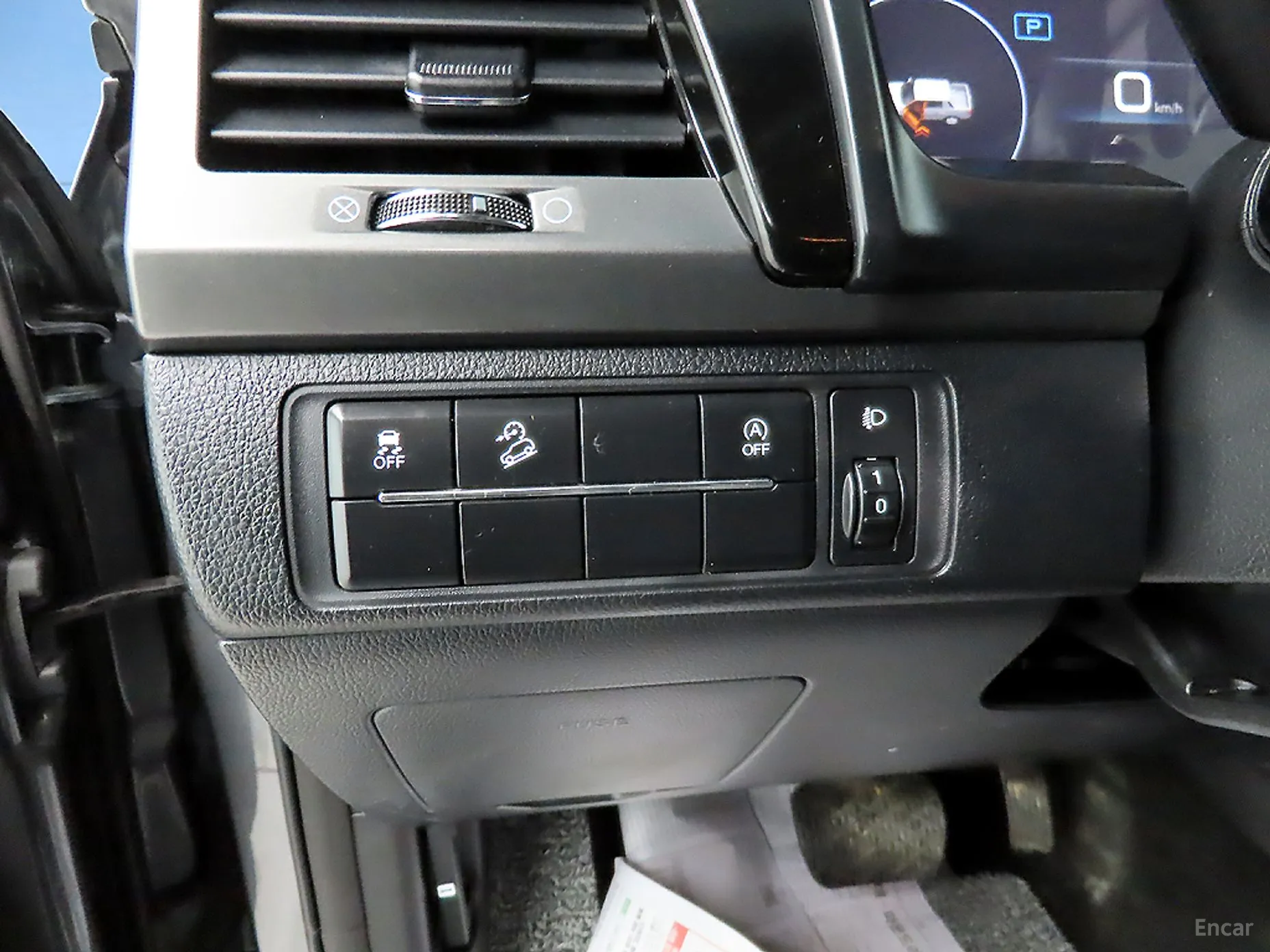 KG Mobility (SsangYong) Rexton Sports превью 14