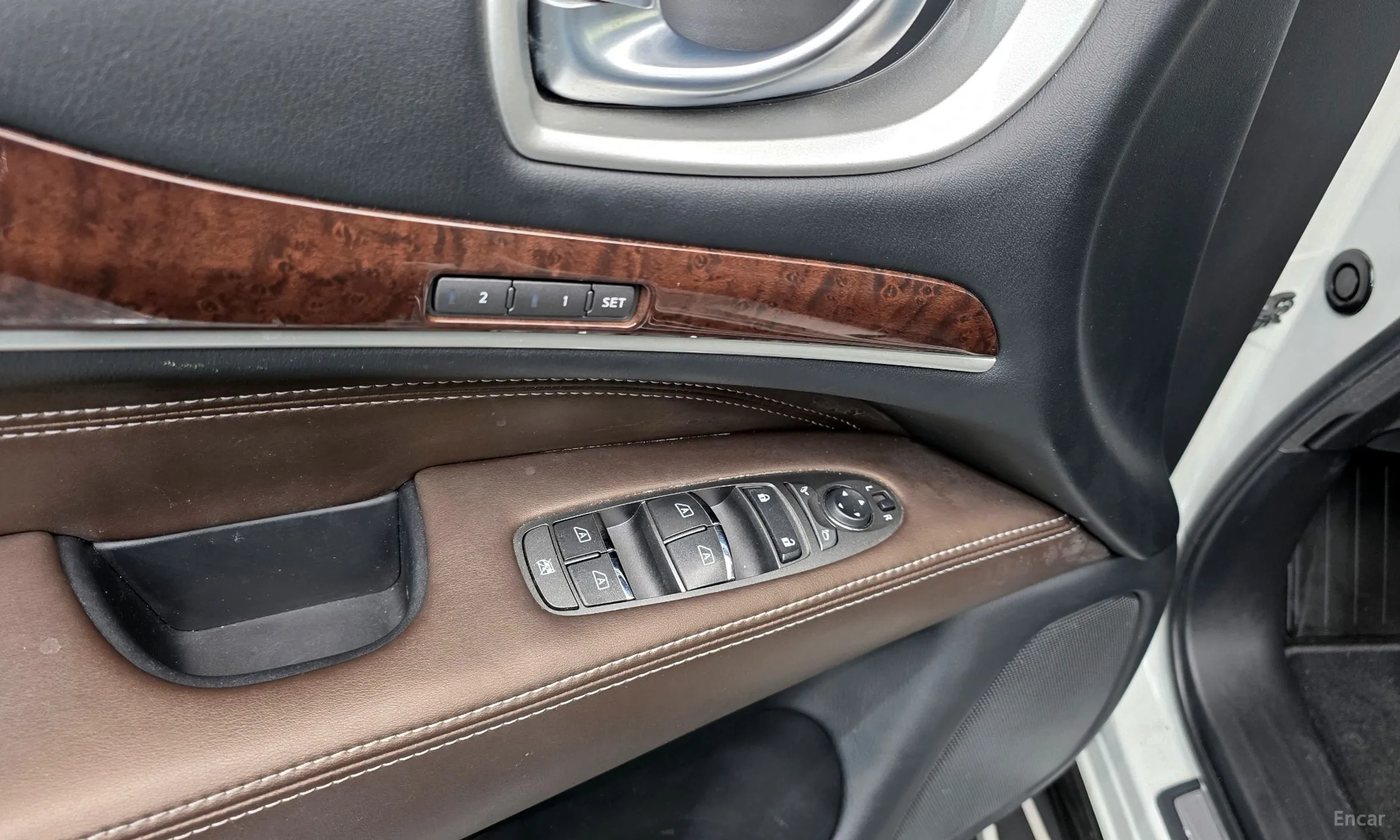 Infiniti QX60 превью 20