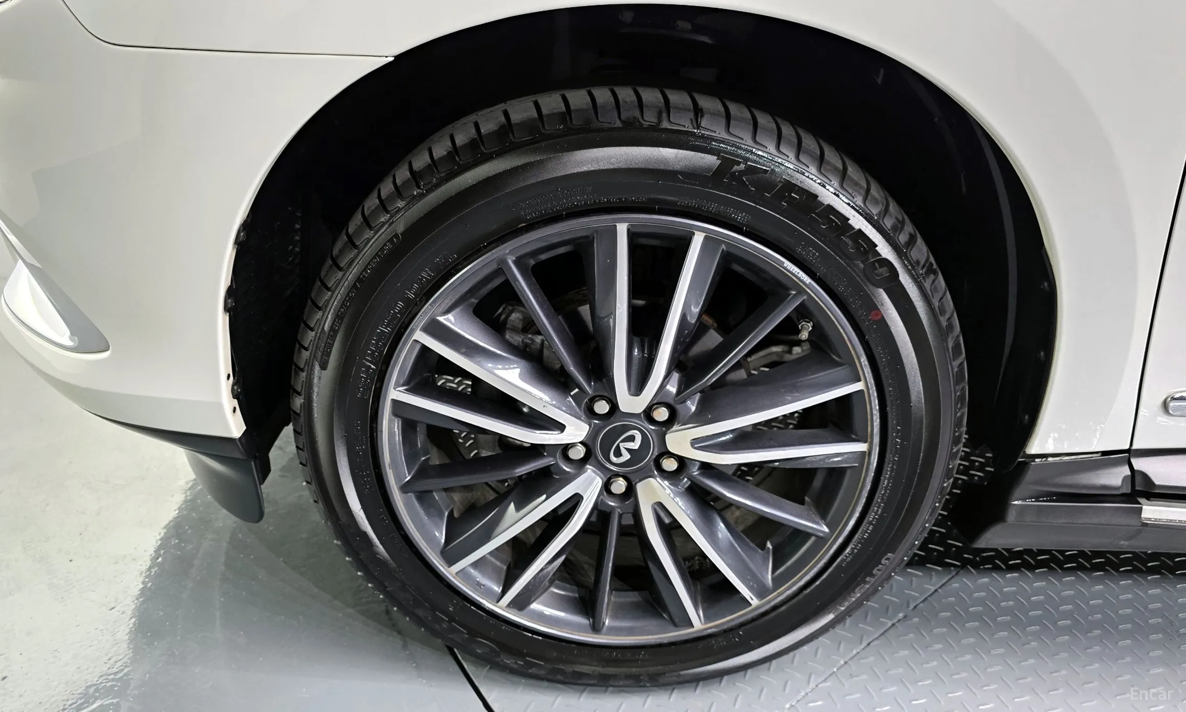 Infiniti QX60 превью 5