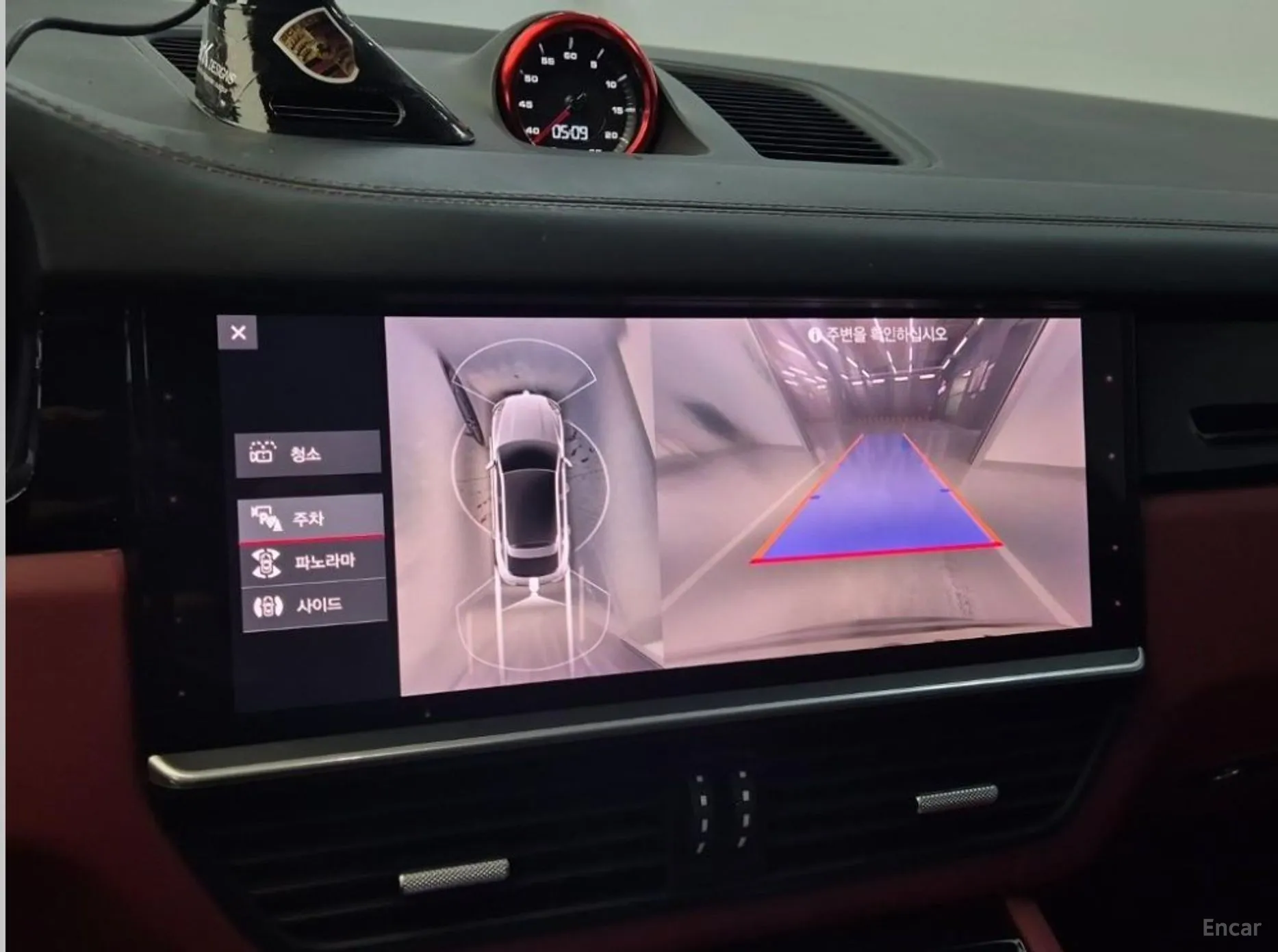 Porsche Cayenne (PO536) превью 14
