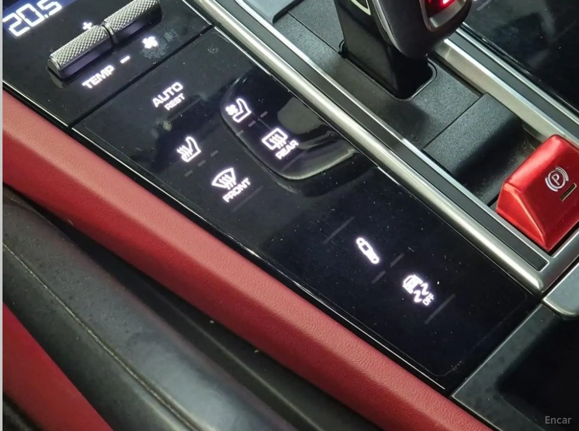 Porsche Cayenne (PO536) превью 17