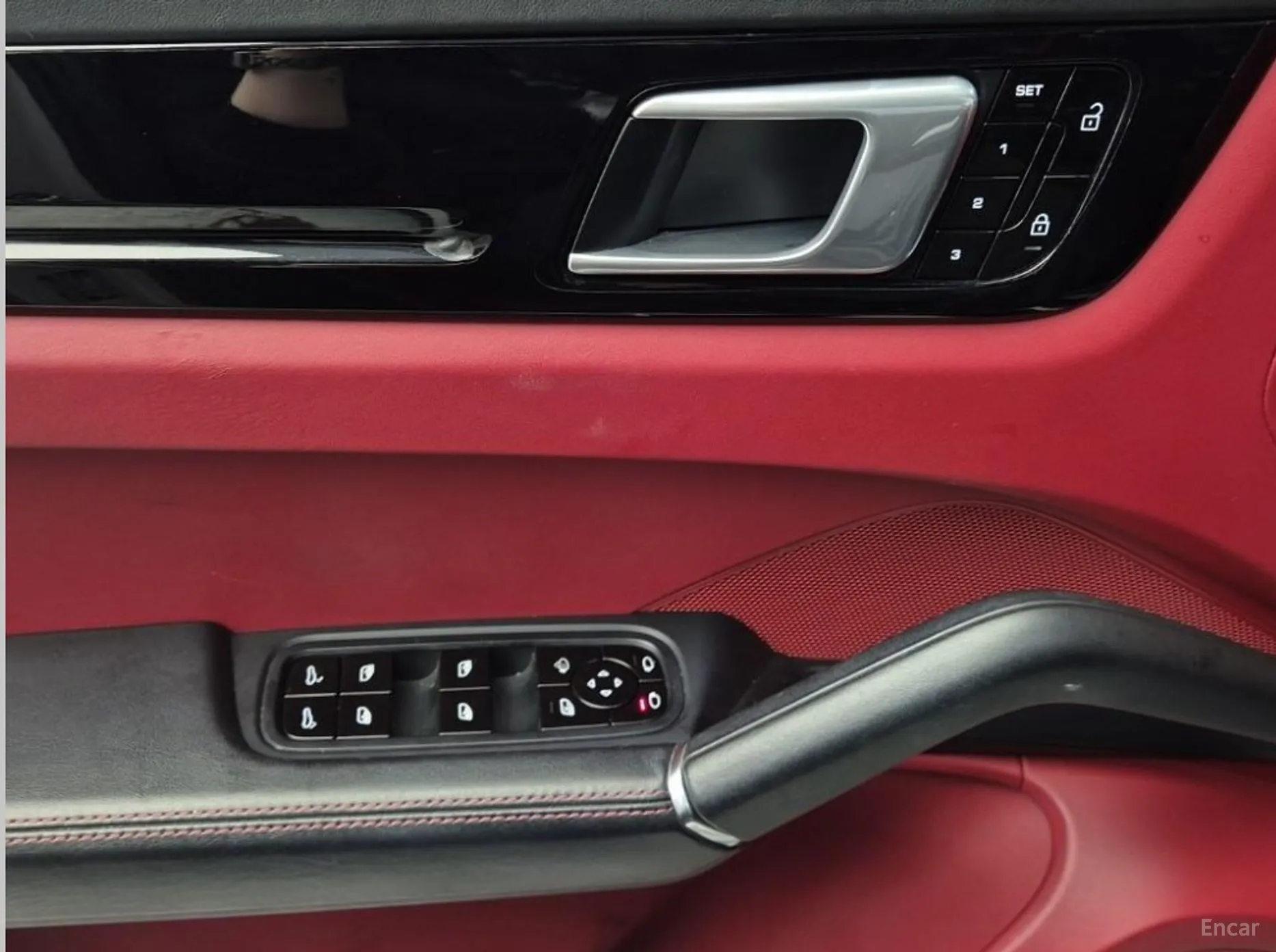 Porsche Cayenne (PO536) превью 18