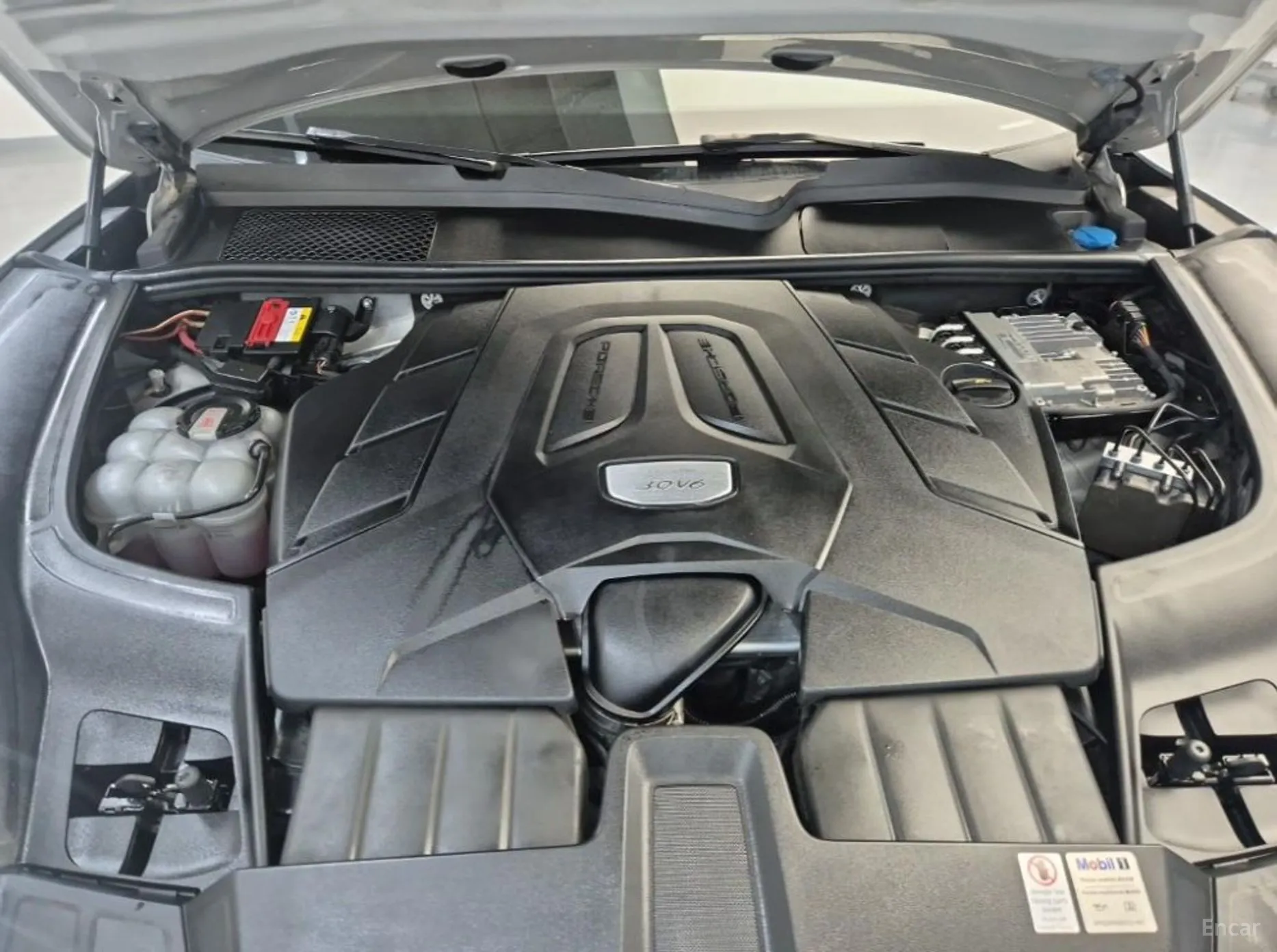 Porsche Cayenne (PO536) превью 5