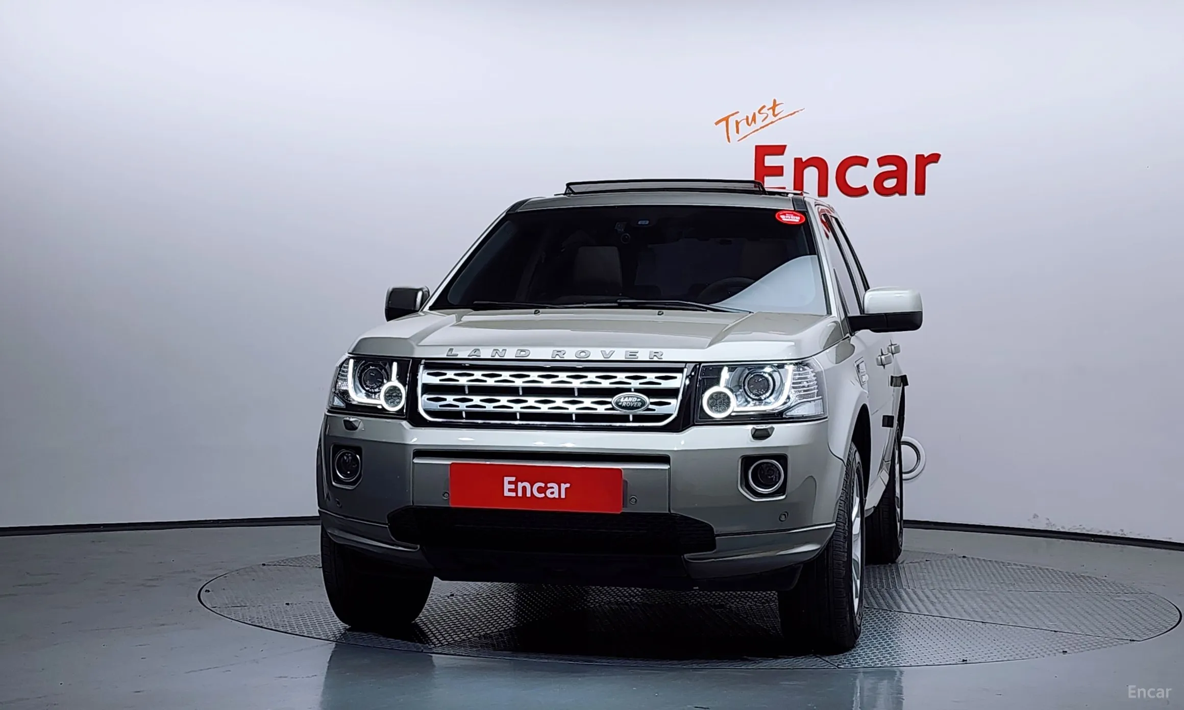 Land Rover Freelander 2 превью 3