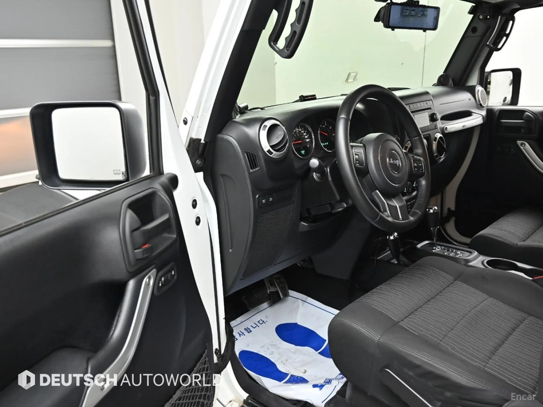 Jeep Wrangler (JK) превью 11