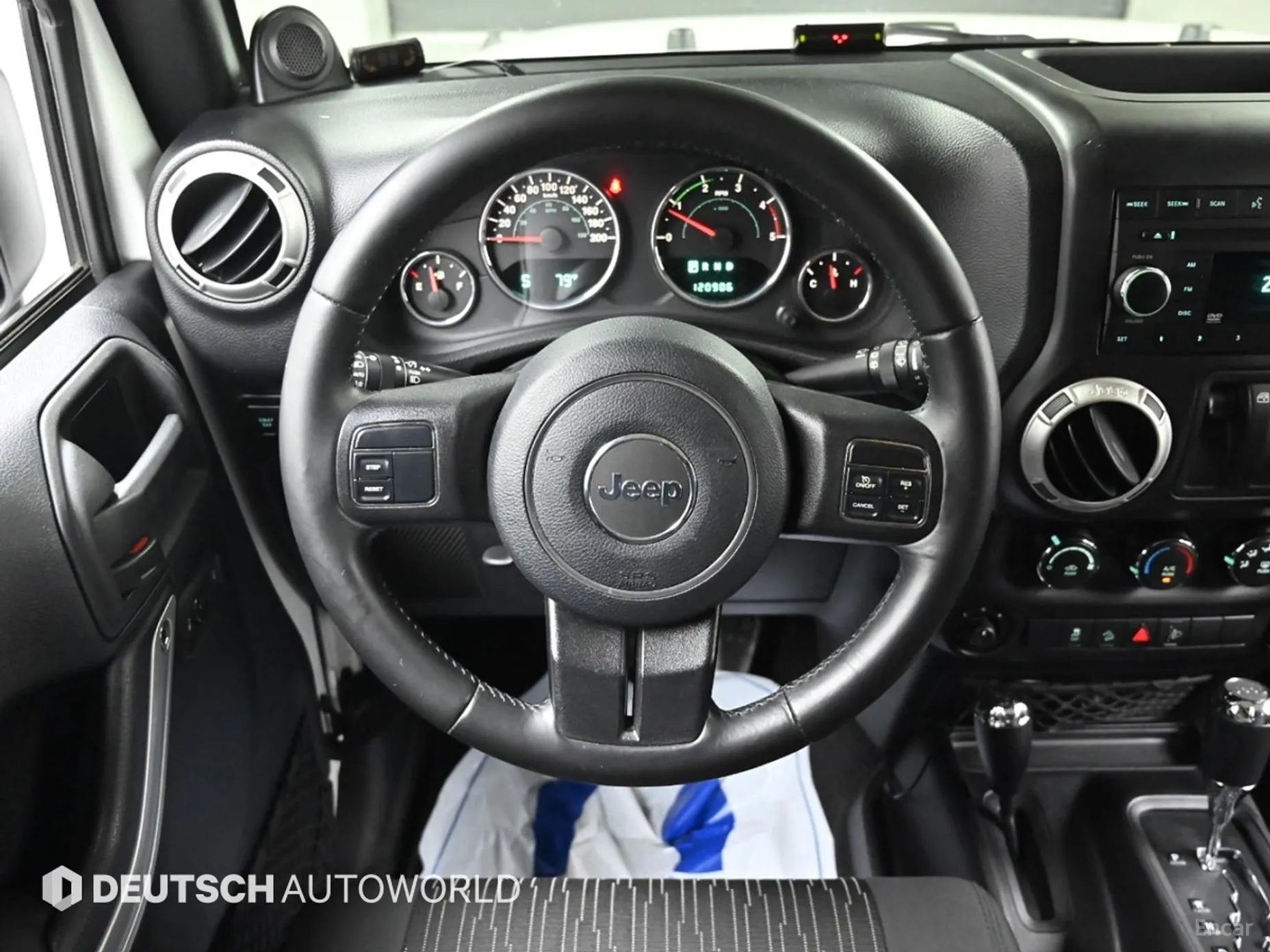 Jeep Wrangler (JK) превью 13