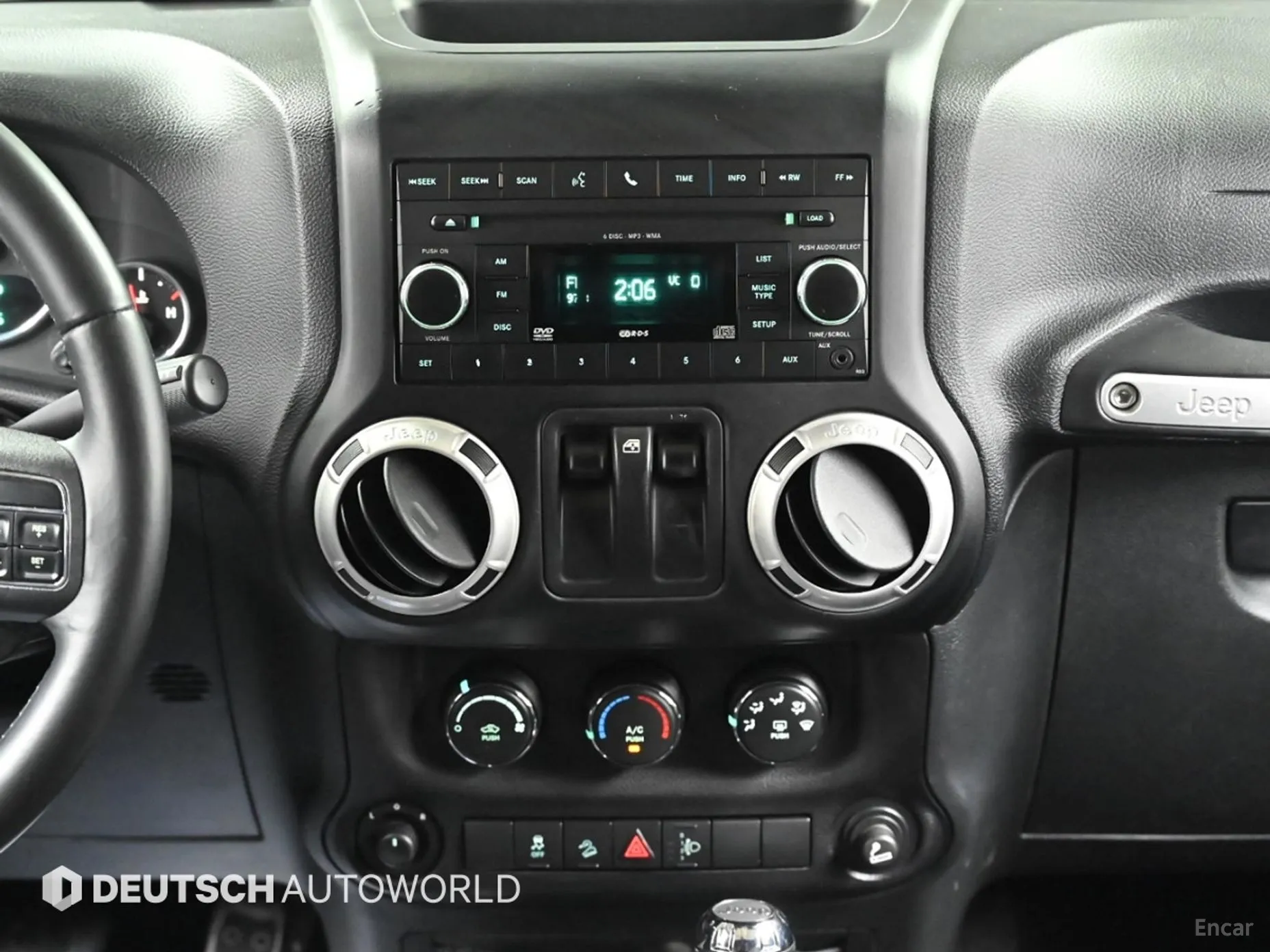 Jeep Wrangler (JK) превью 14