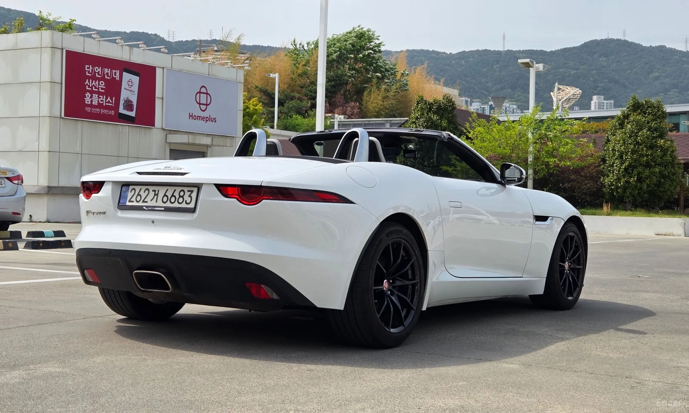 Jaguar F-TYPE превью 5