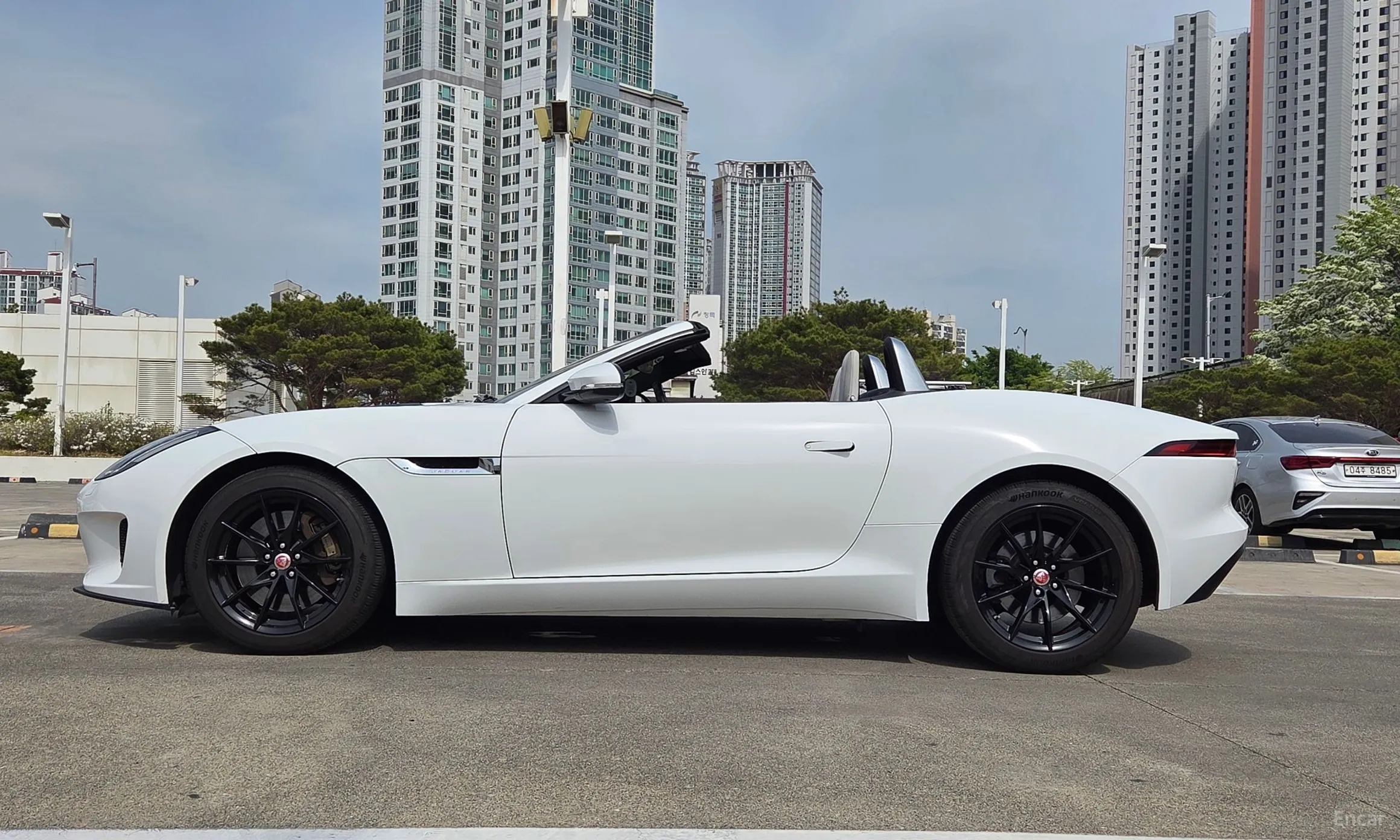 Jaguar F-TYPE превью 7