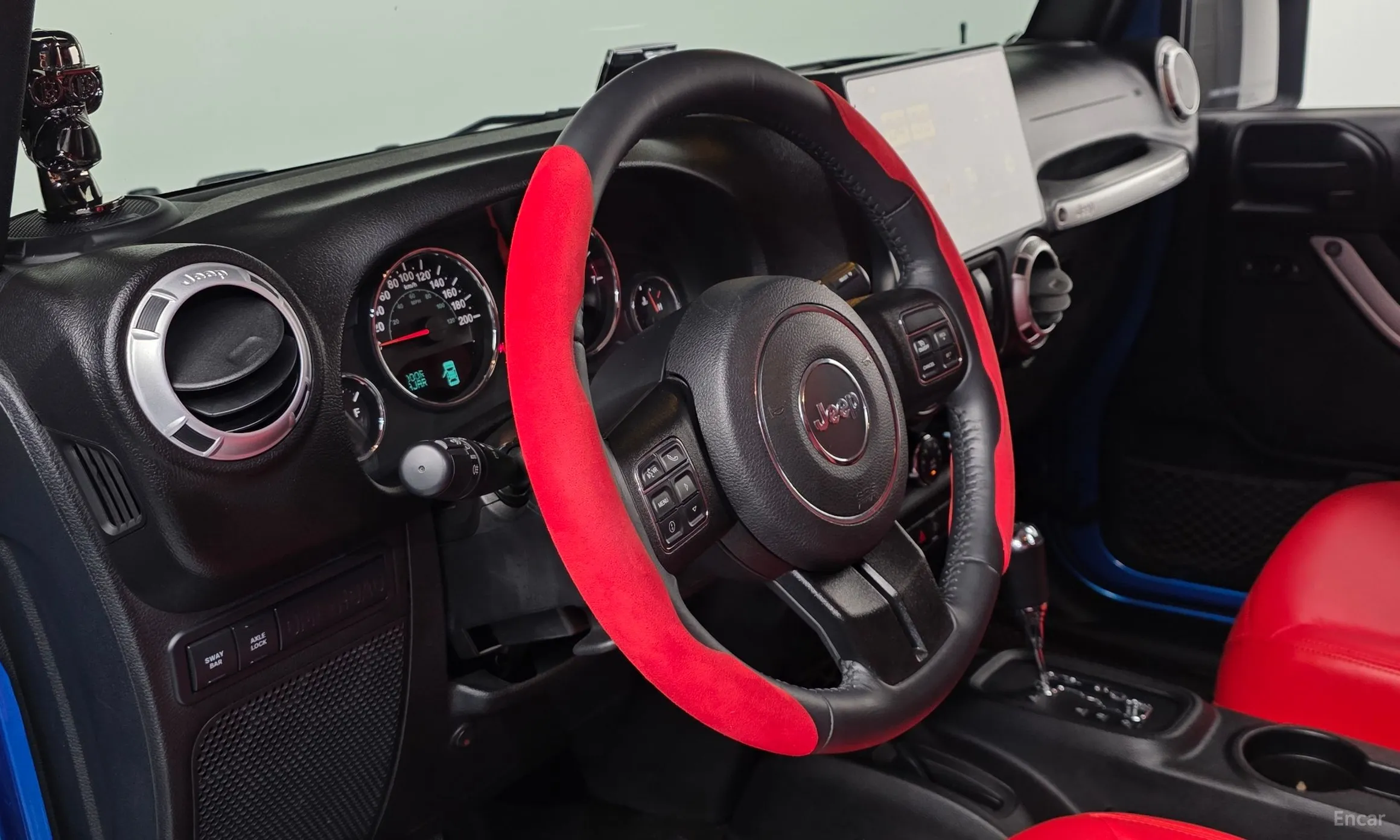 Jeep Wrangler (JK) превью 12