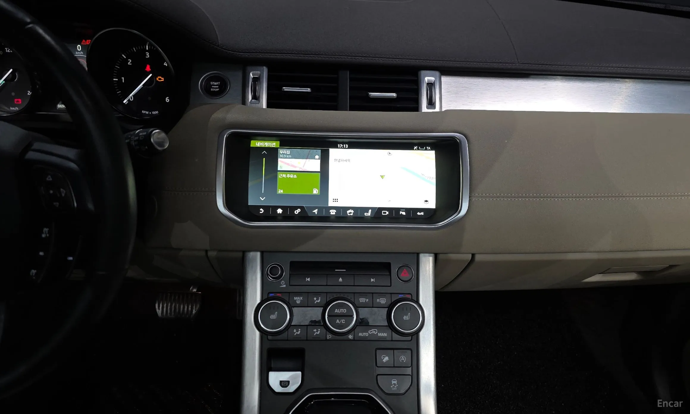 Land Rover Range Rover Evoque превью 14