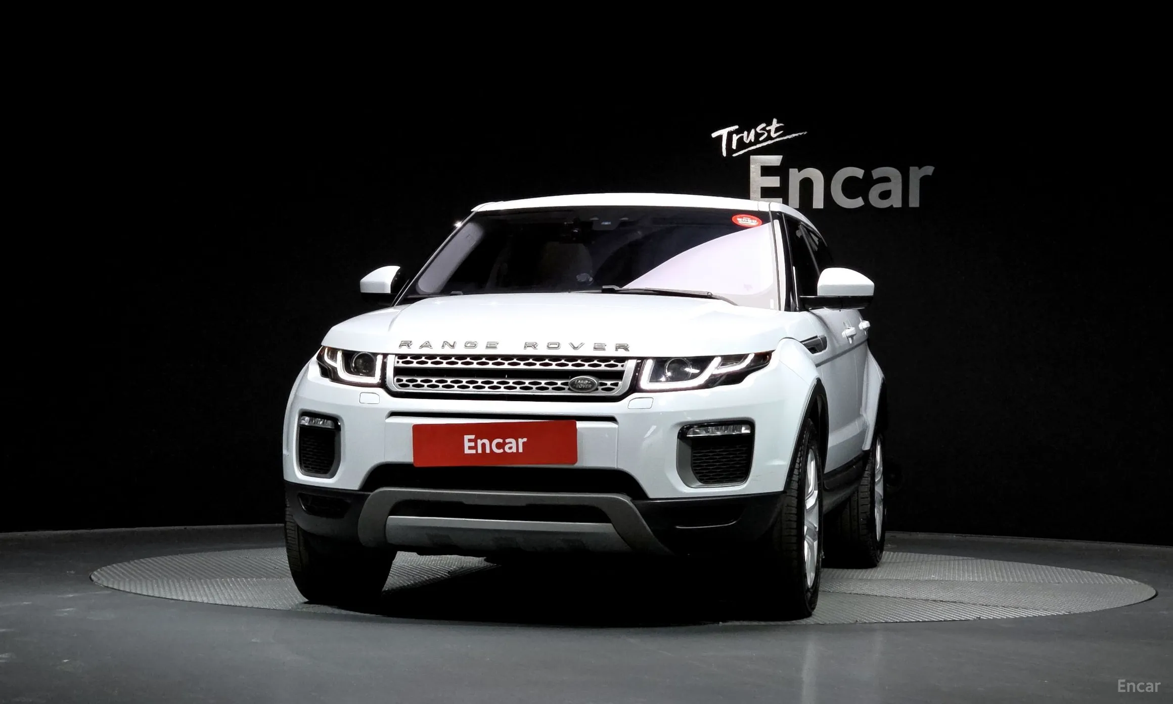 Land Rover Range Rover Evoque превью 3