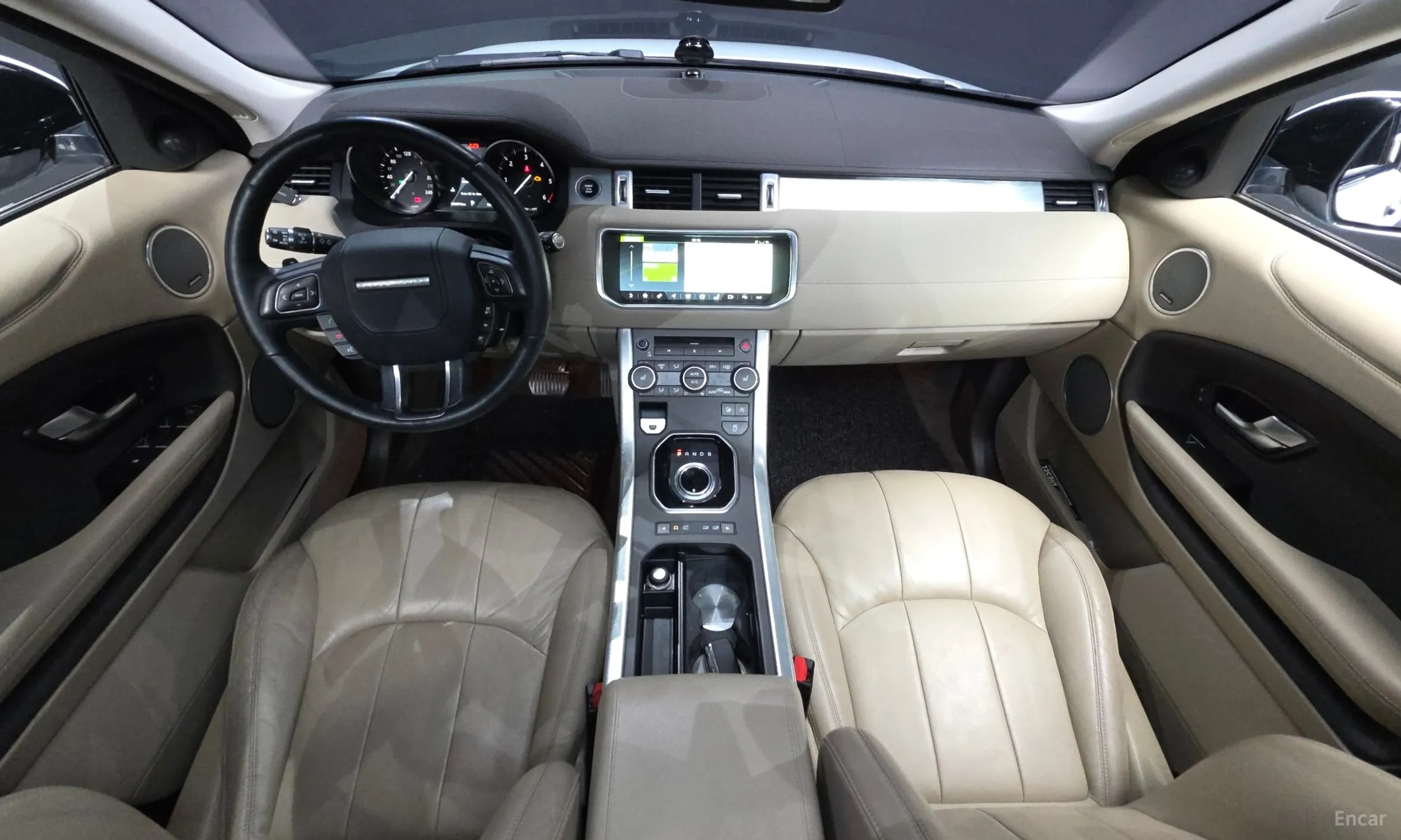 Land Rover Range Rover Evoque превью 7