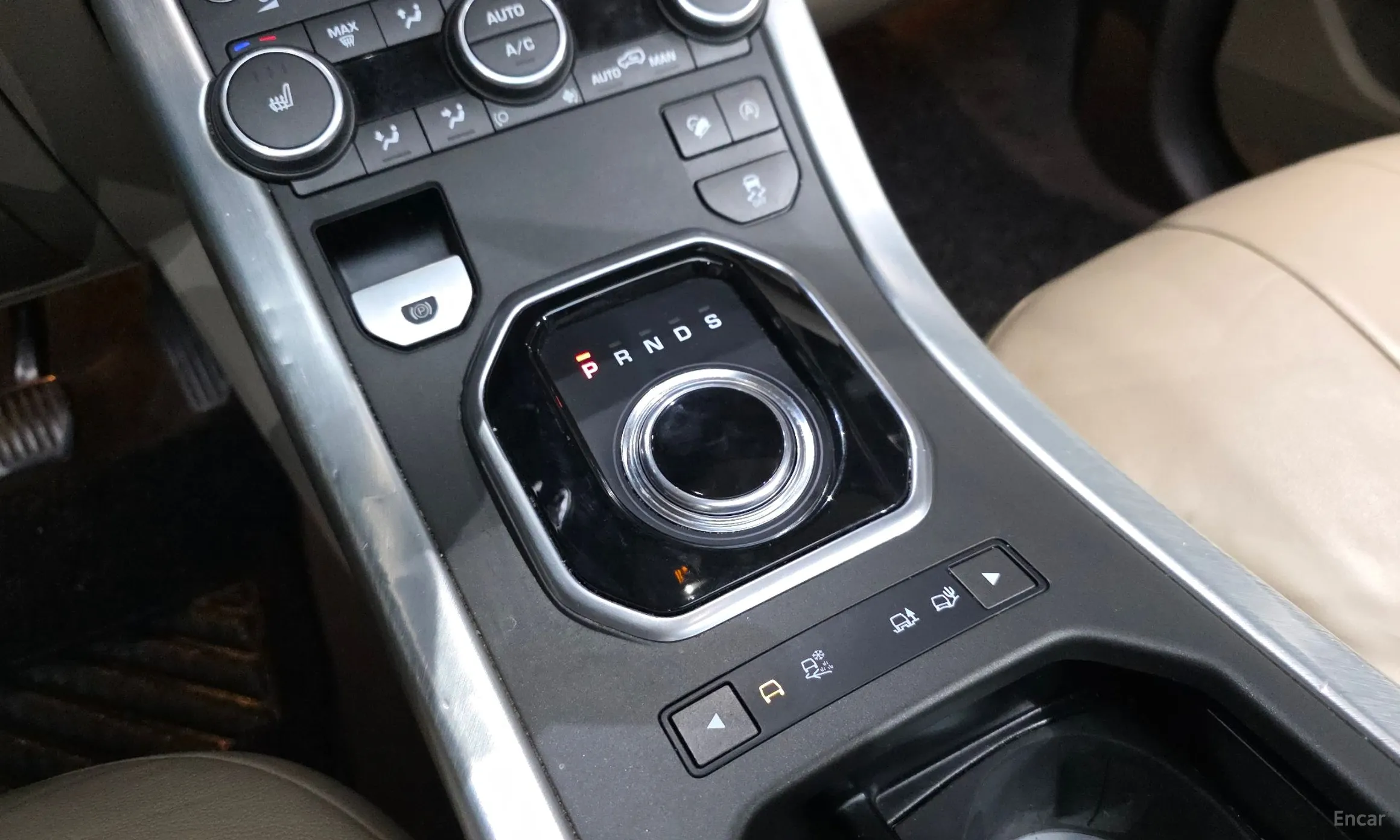 Land Rover Range Rover Evoque превью 9