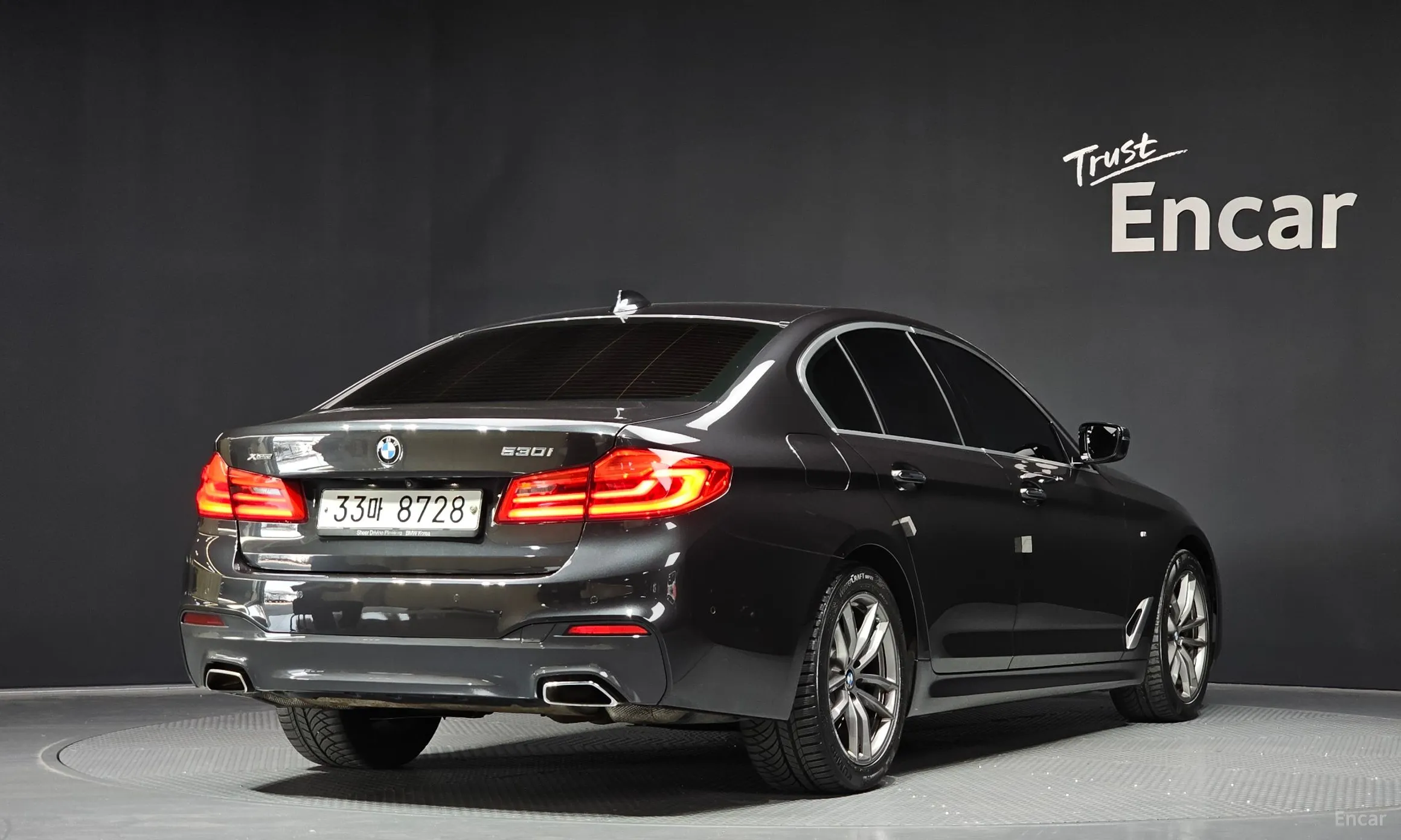 BMW 5 Series (G30) превью 2