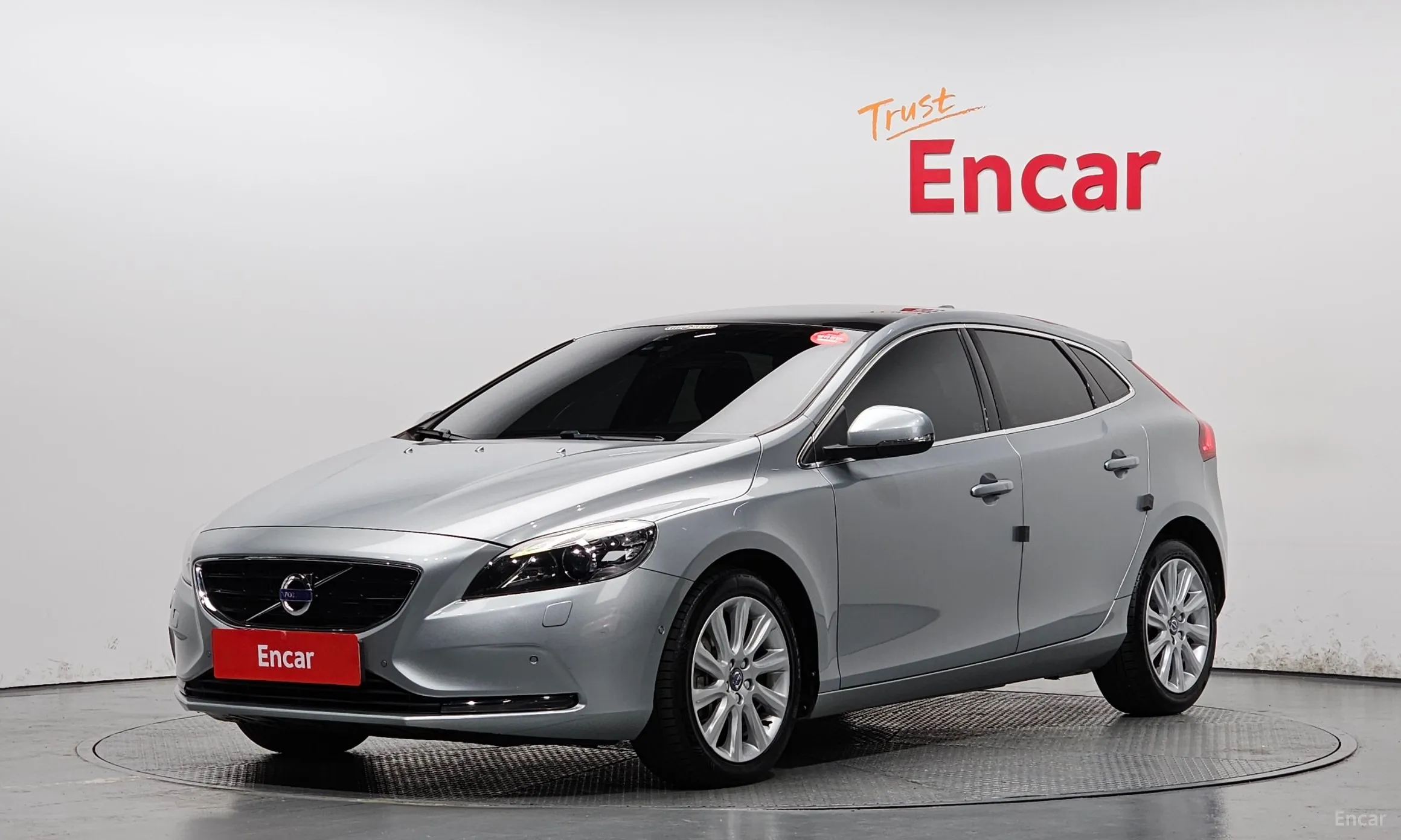 V40