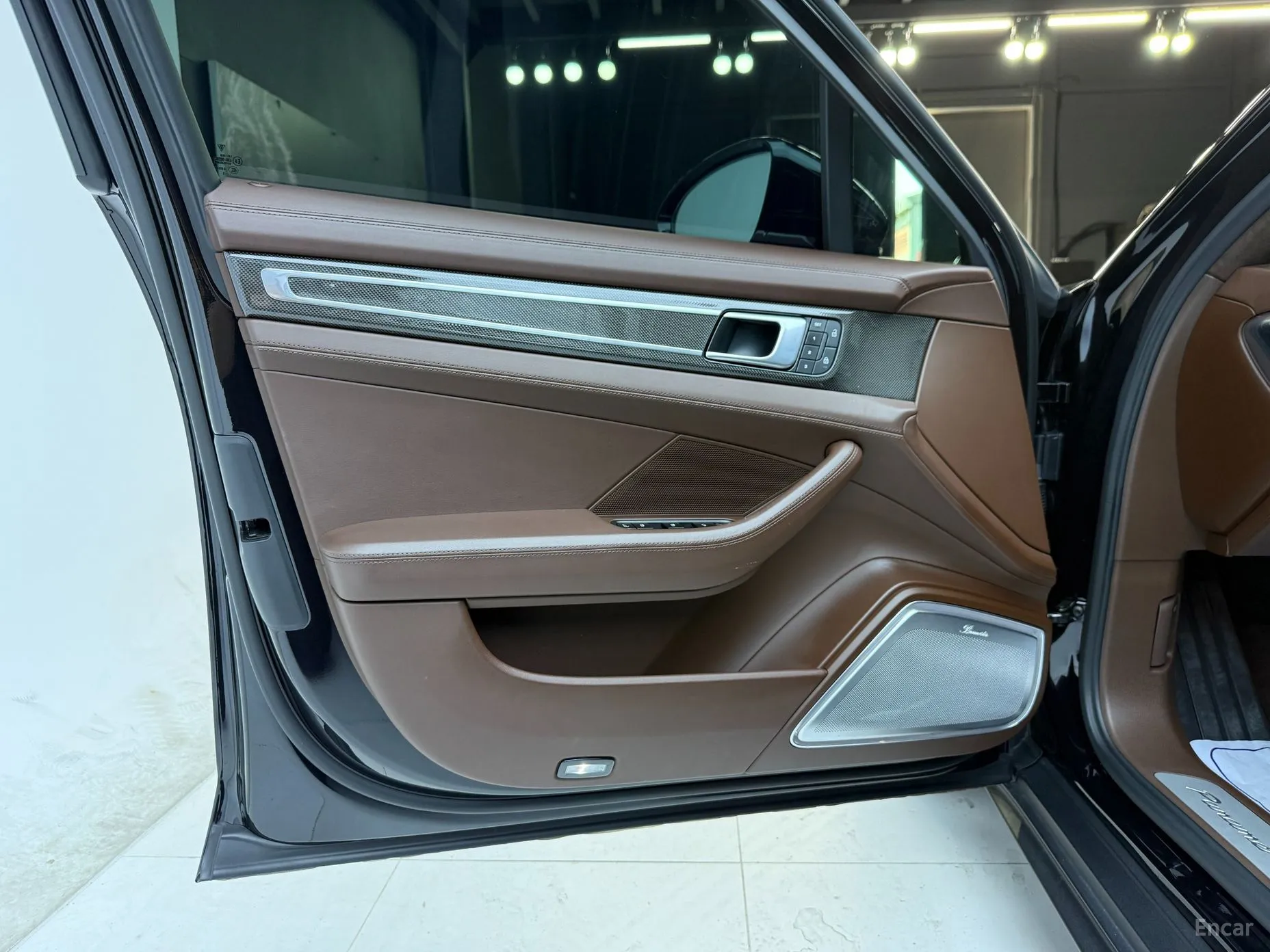 Porsche Panamera (971) превью 16