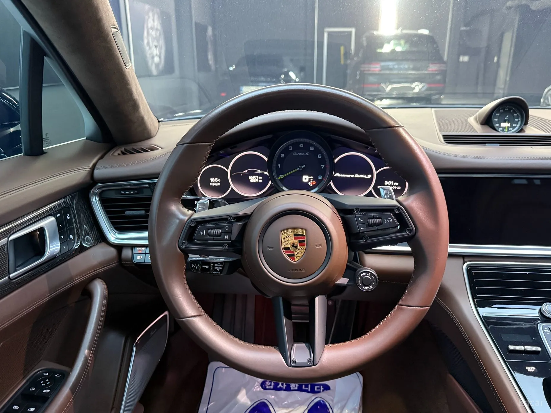 Porsche Panamera (971) превью 7