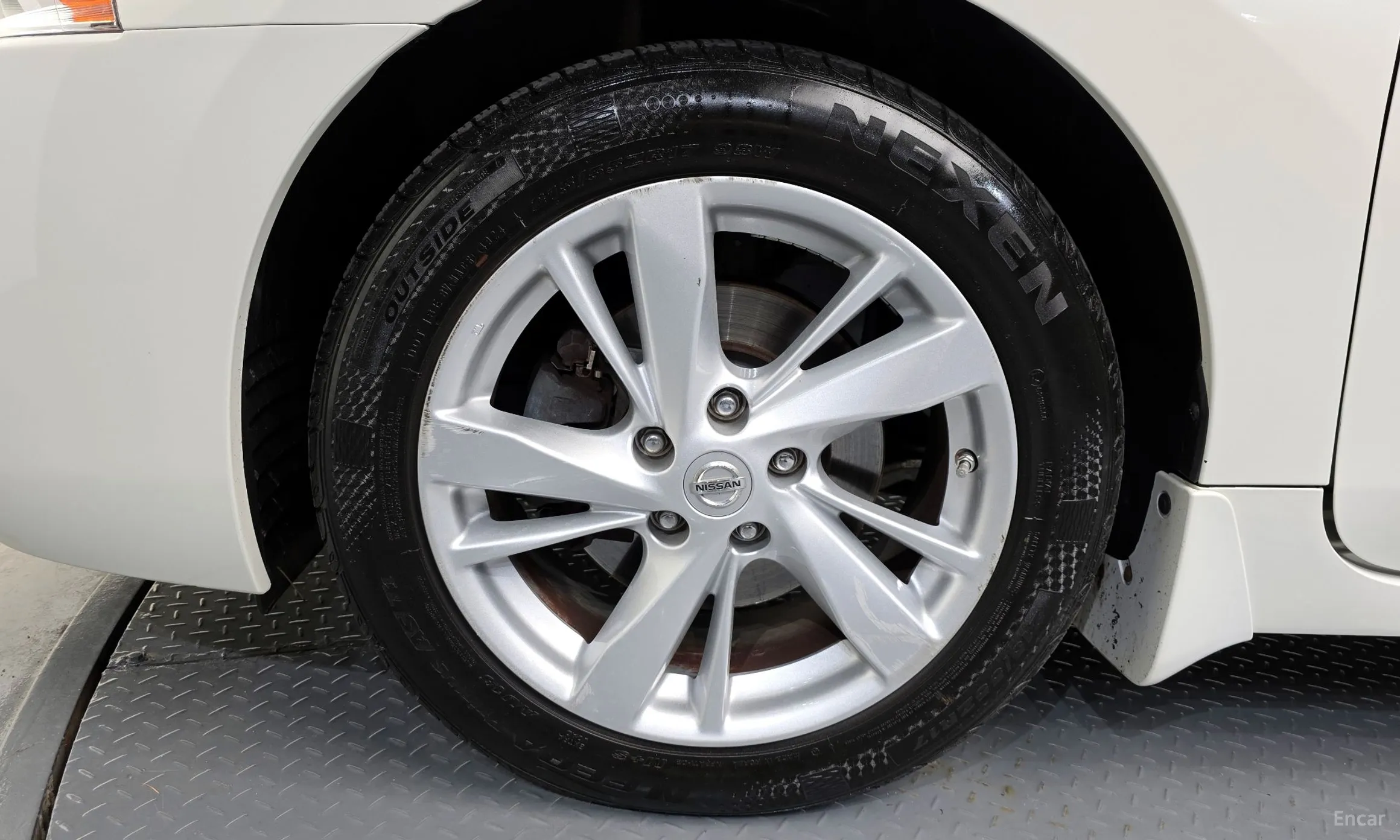 Nissan Altima превью 5