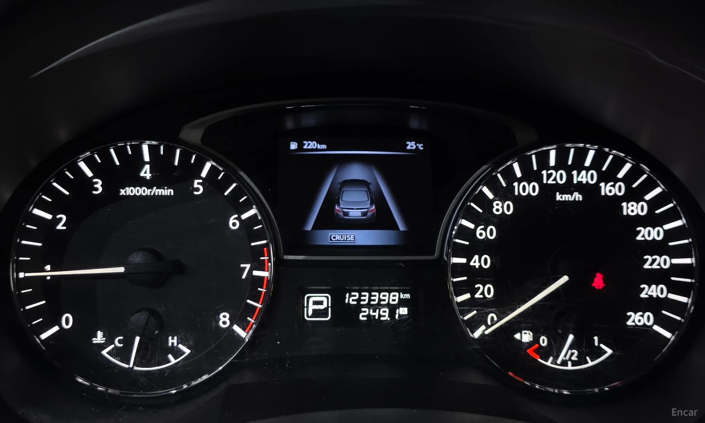Nissan Altima превью 8