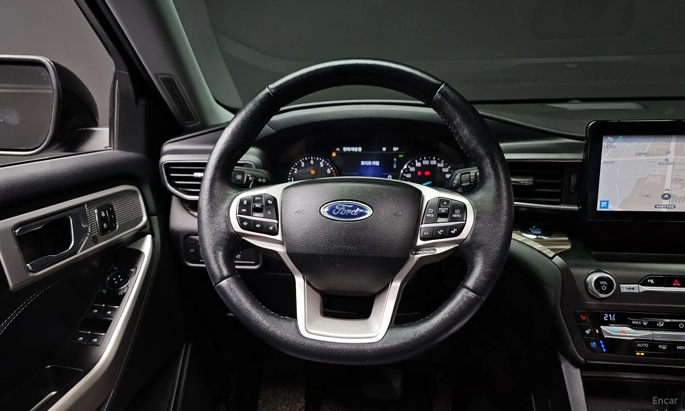 Ford Explorer 6th Generation превью 13