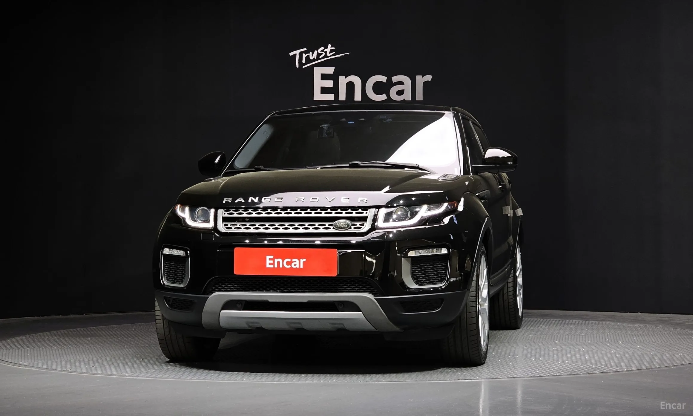 Land Rover Range Rover Evoque превью 3
