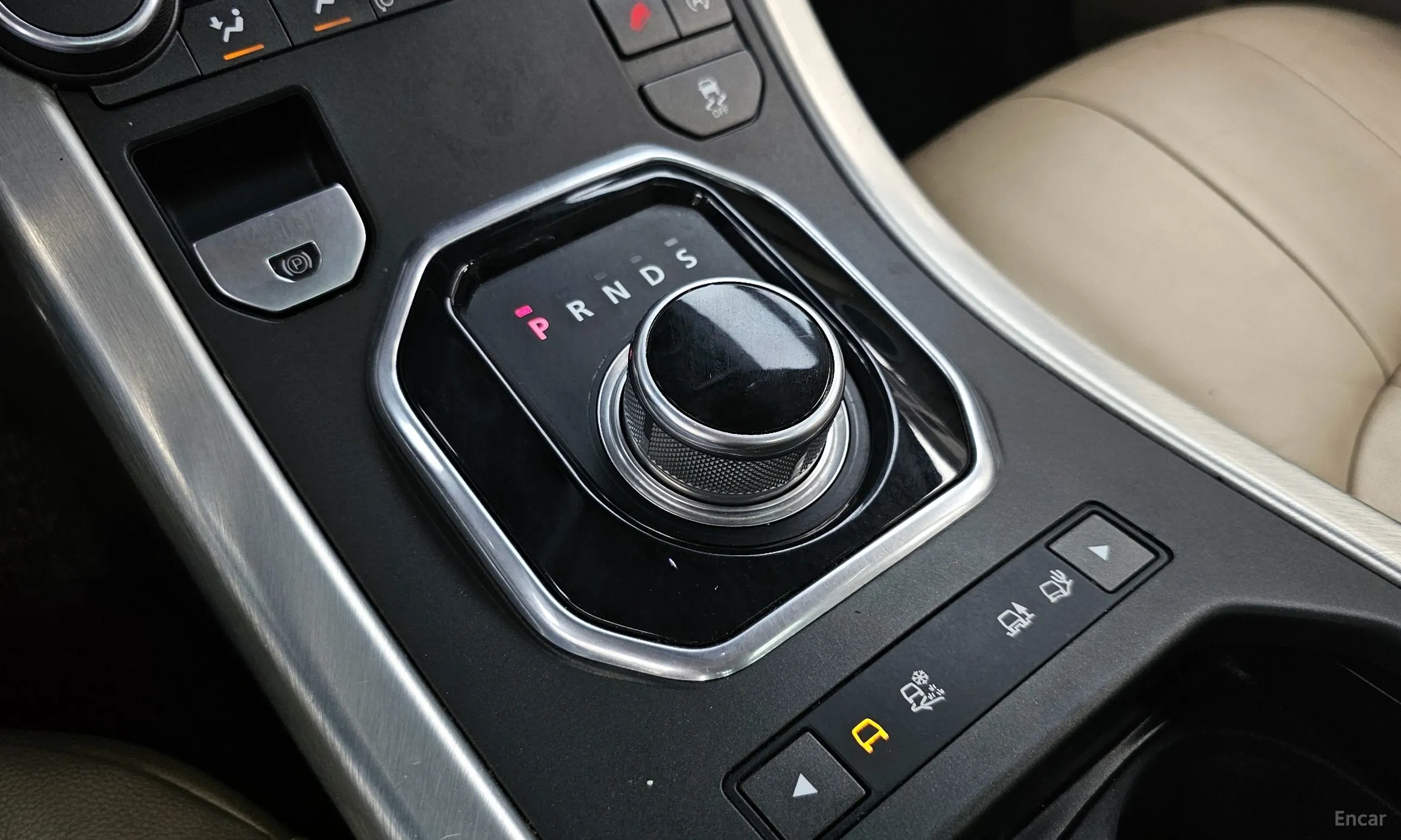 Land Rover Range Rover Evoque превью 9