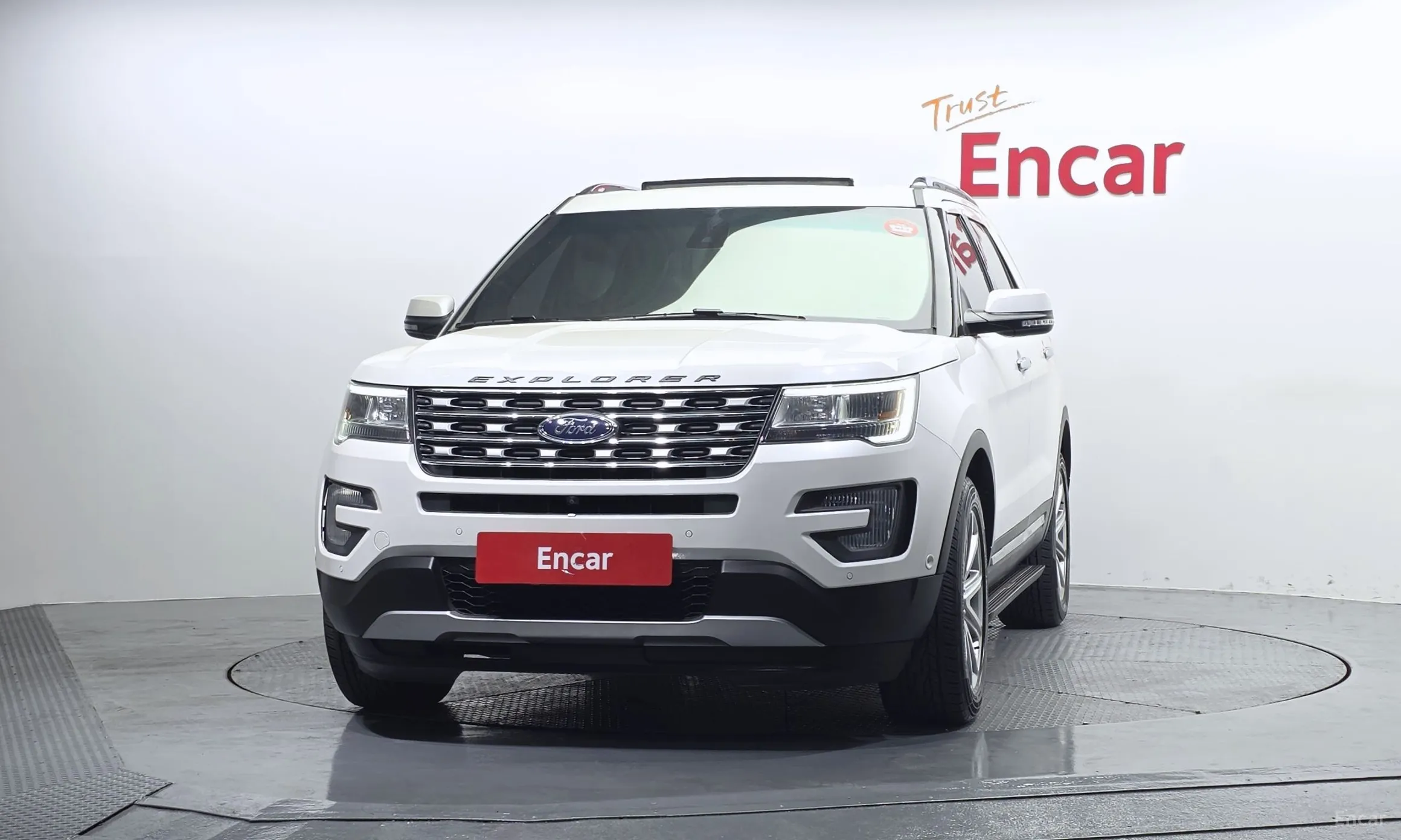 Ford Explorer превью 3