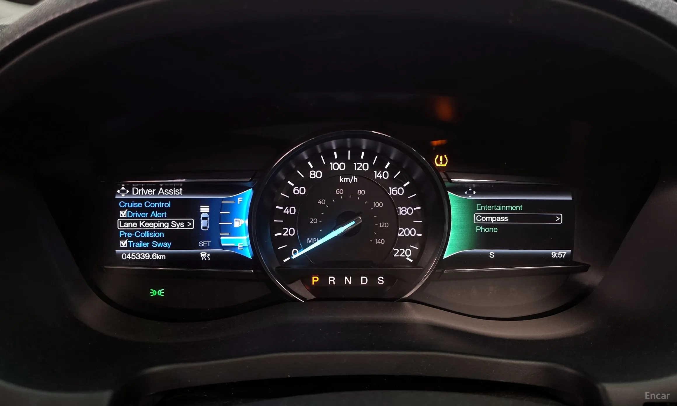 Ford Explorer превью 8