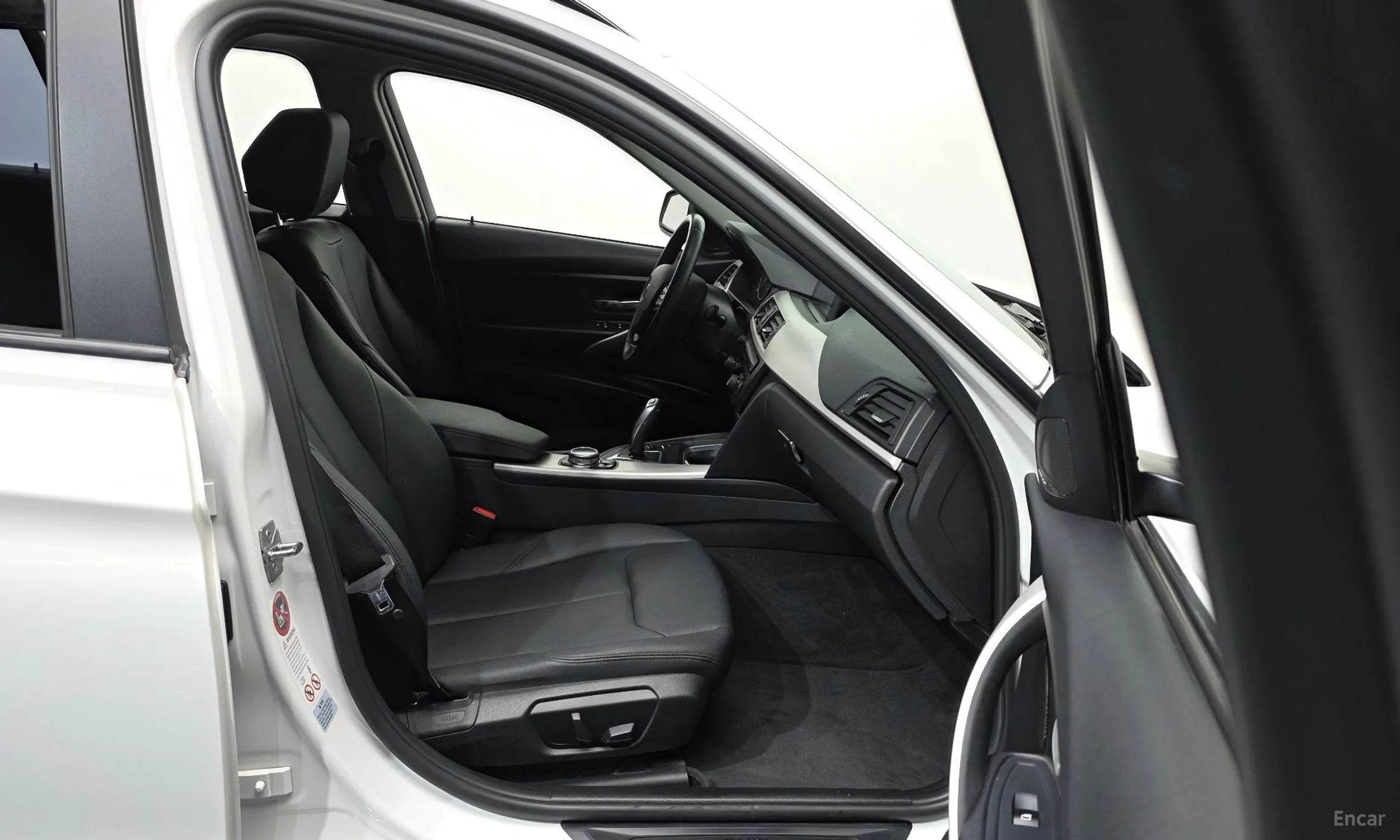 BMW 3 Series (F30) превью 11