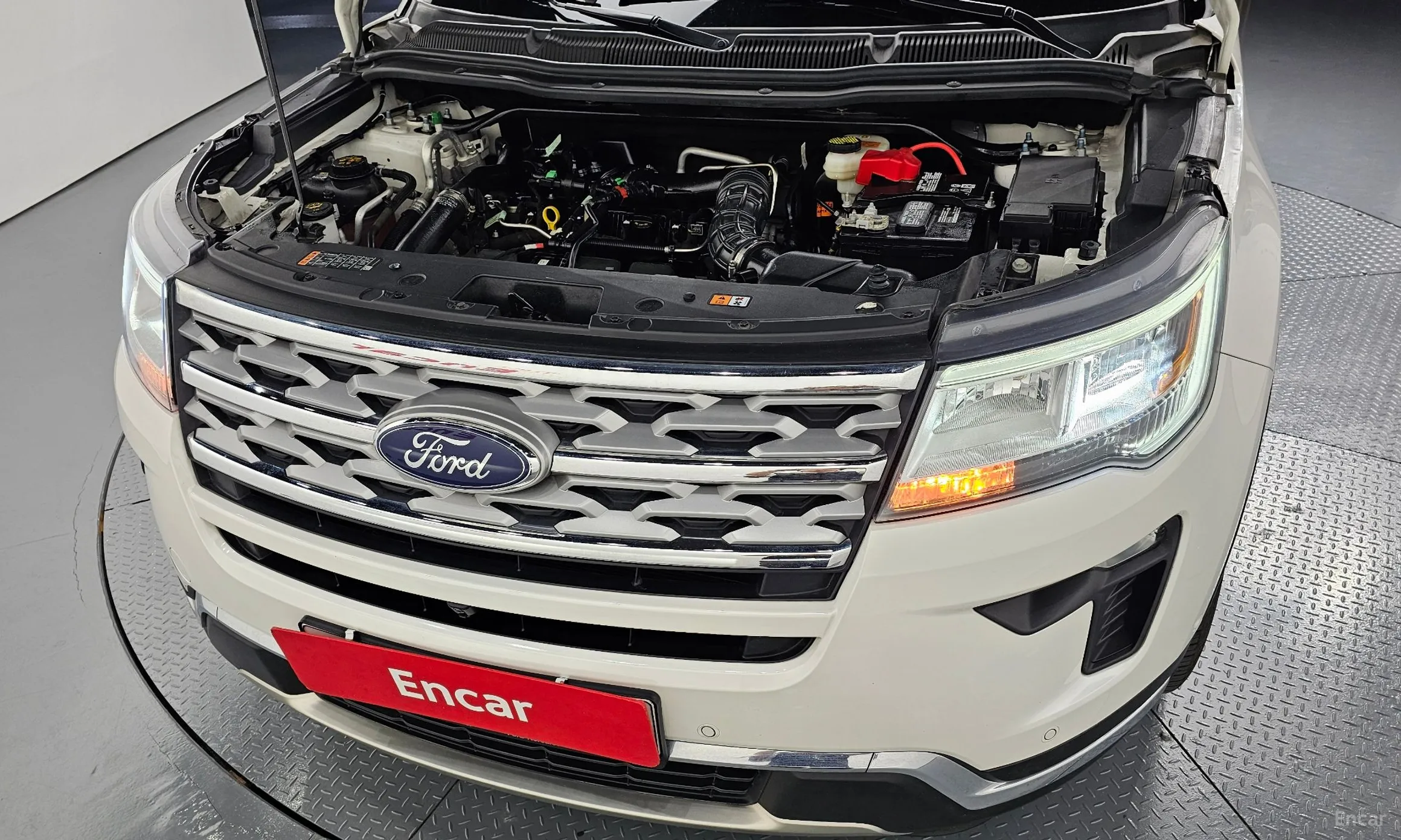 Ford Explorer превью 6