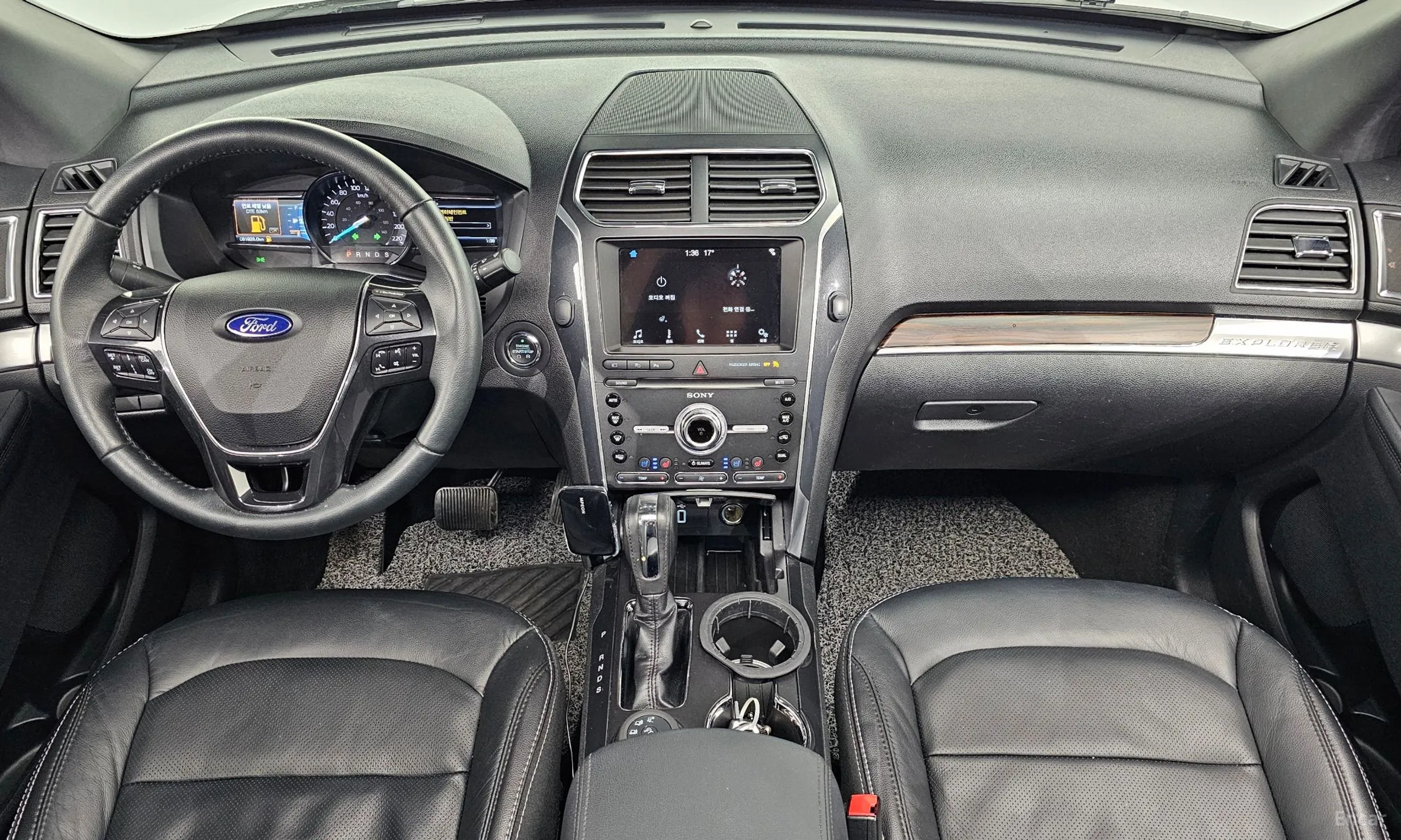 Ford Explorer превью 7