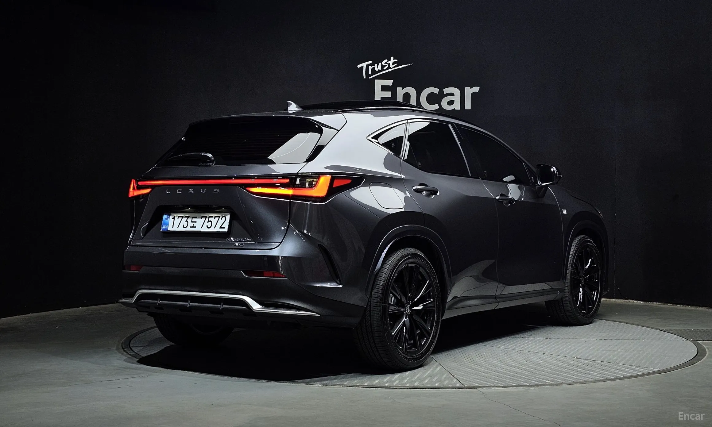 Lexus NX450h + 2nd Gen