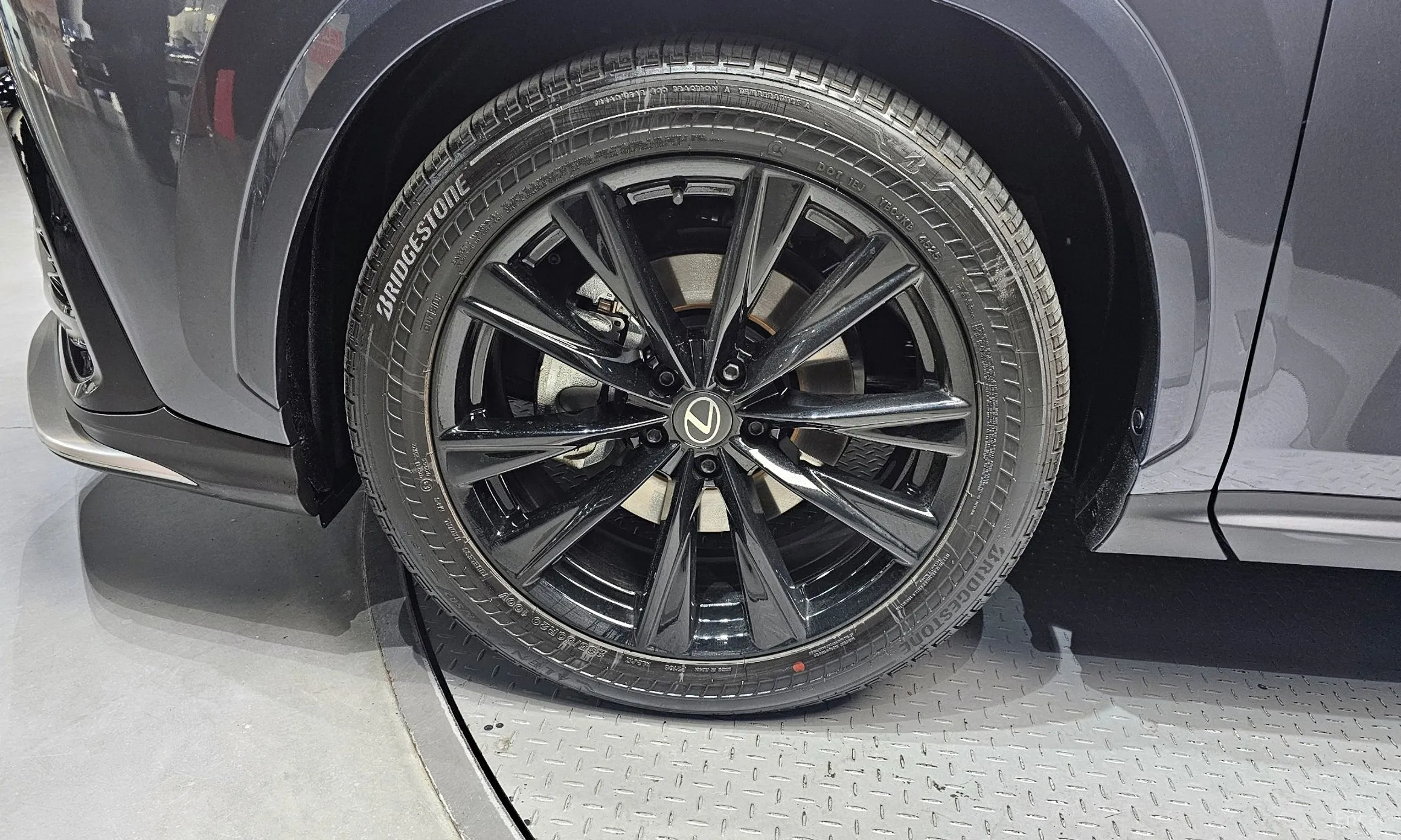 Lexus NX450h + 2nd Gen превью 5