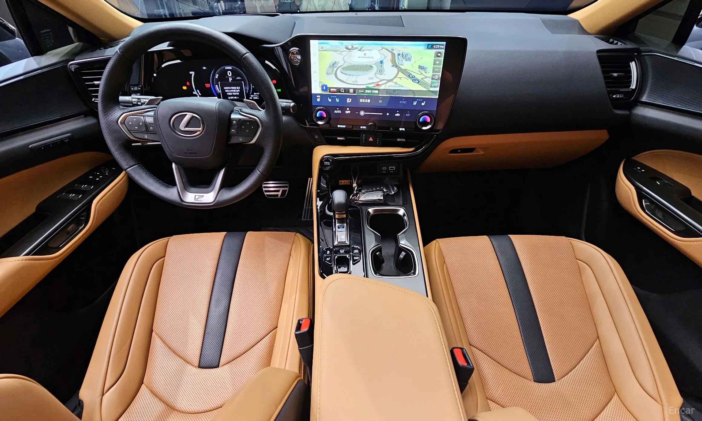 Lexus NX450h + 2nd Gen превью 7