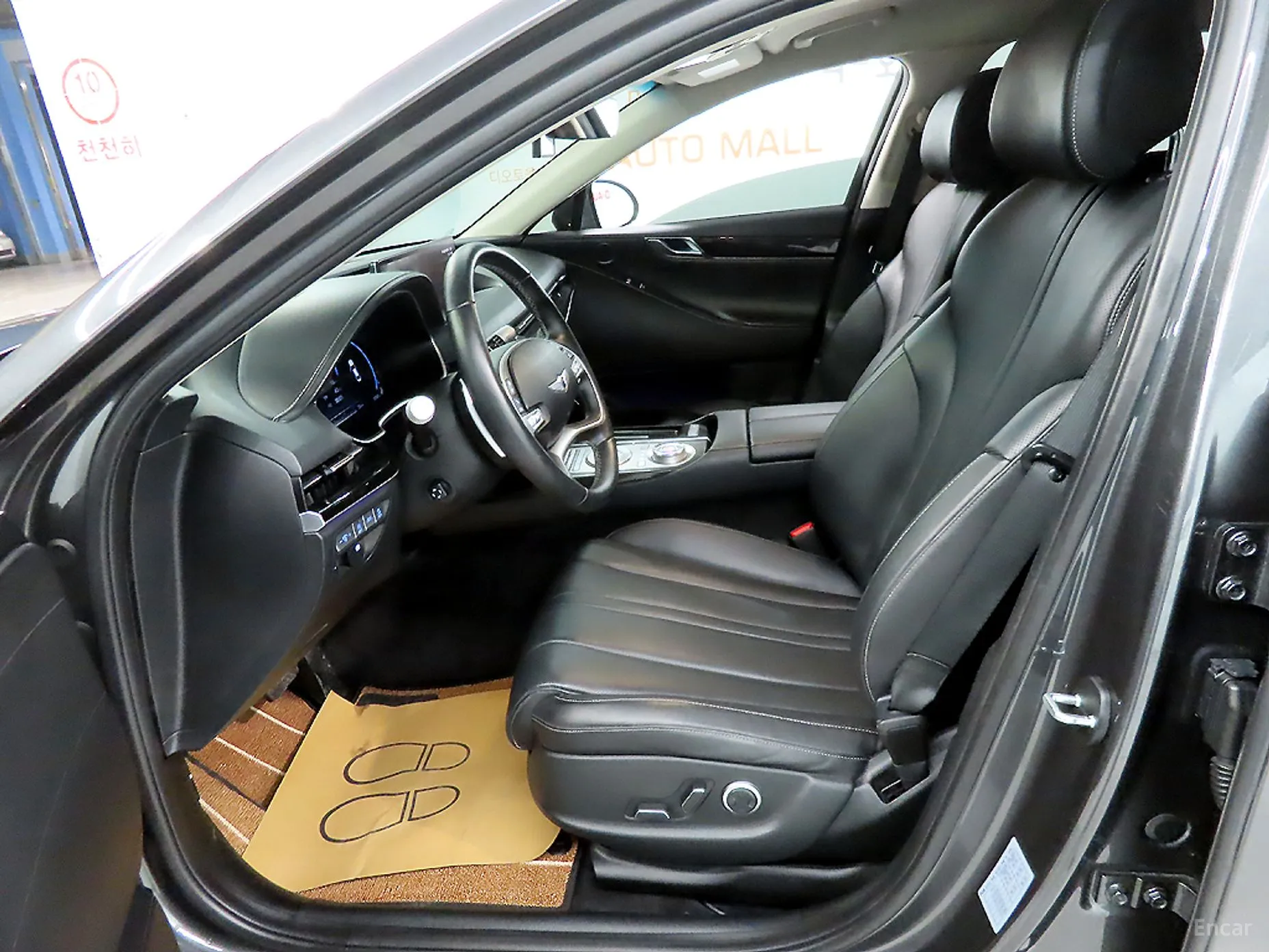 Genesis G80 (RG3) превью 10